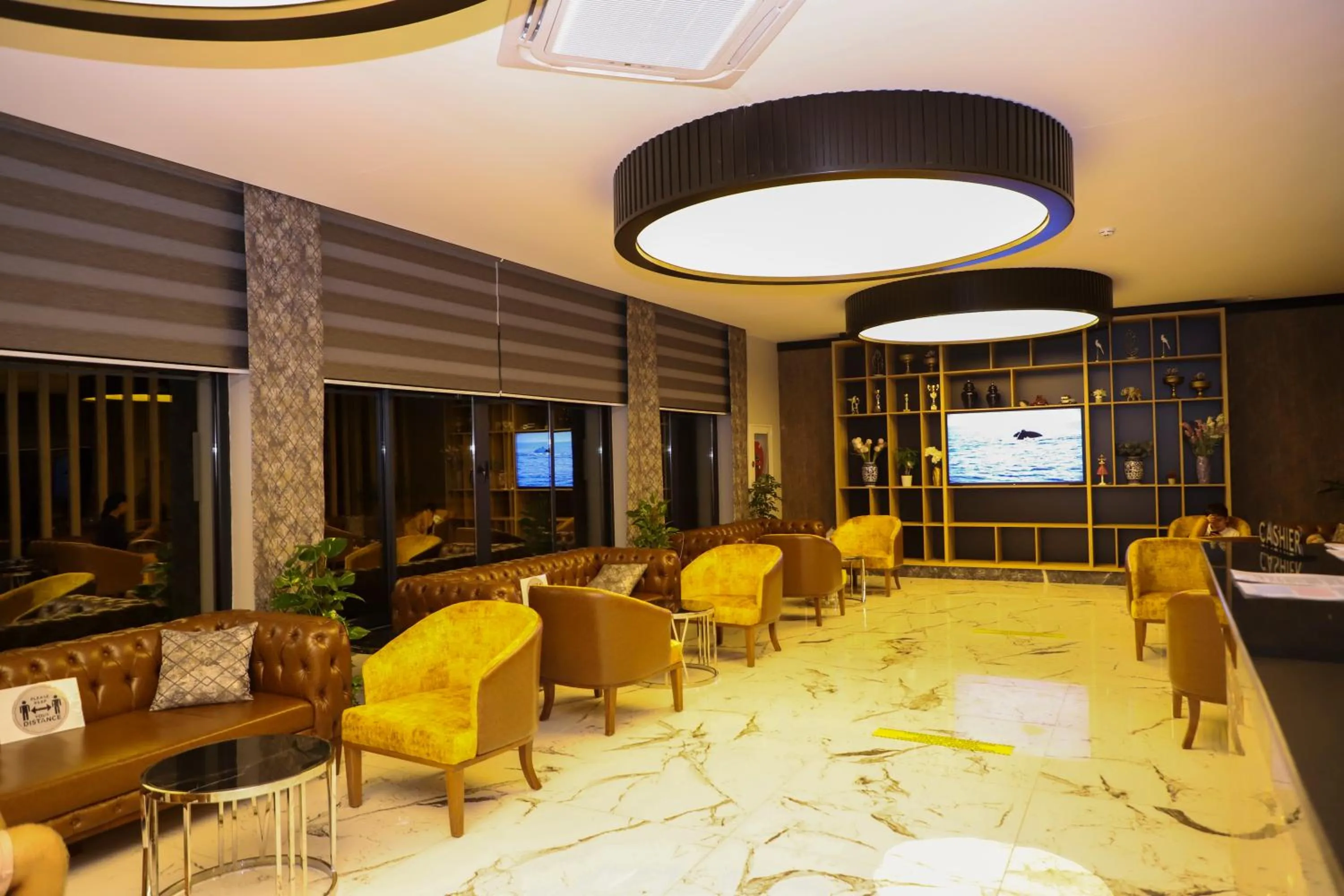 TV and multimedia in Side Amour Hotel