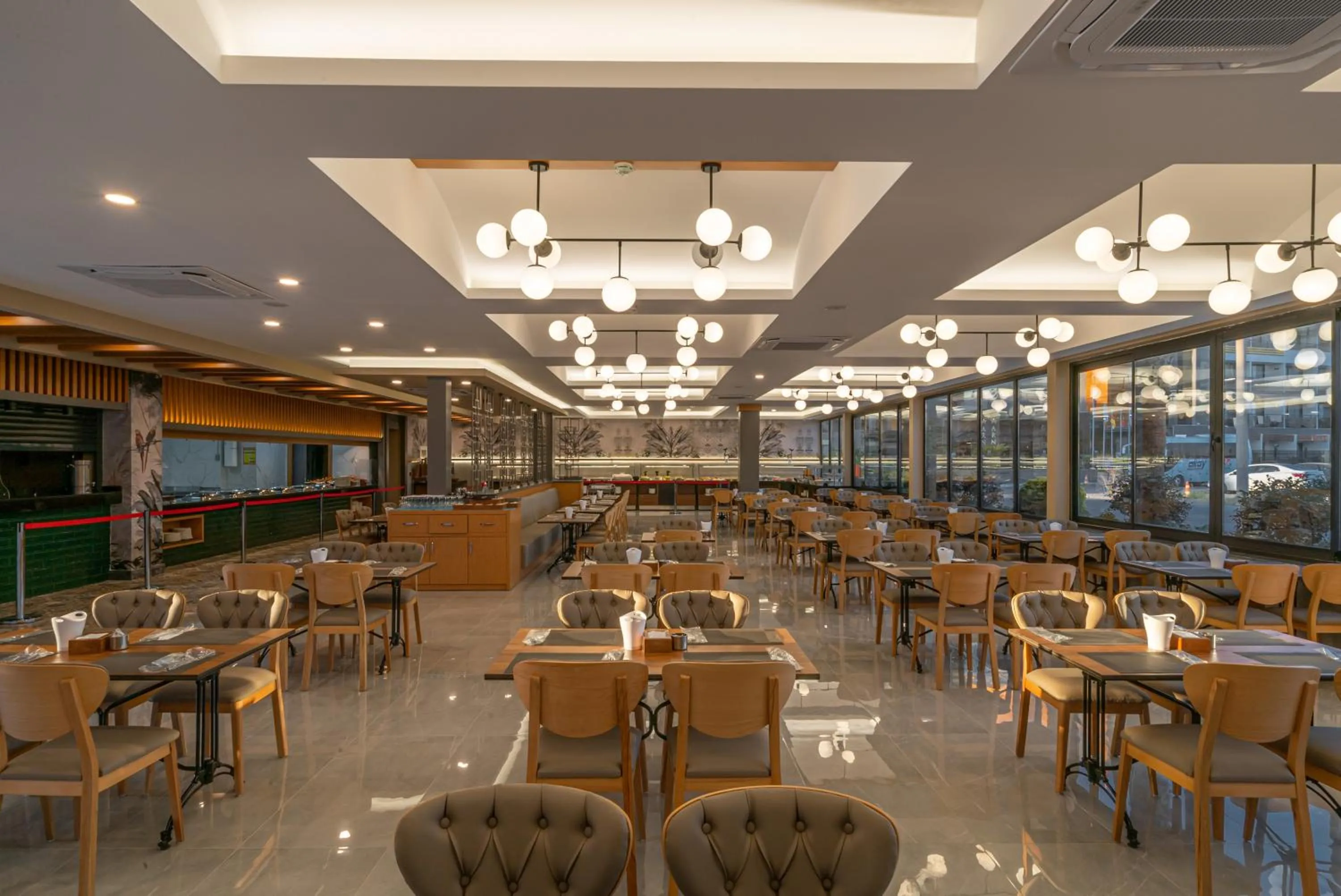 Restaurant/places to eat in Side Amour Hotel