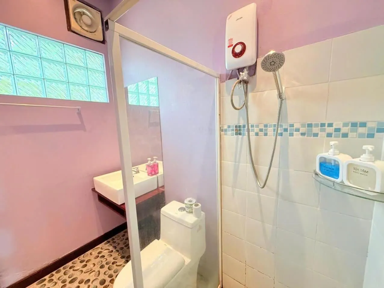 Shower in Luang Prabang Manichan Villa