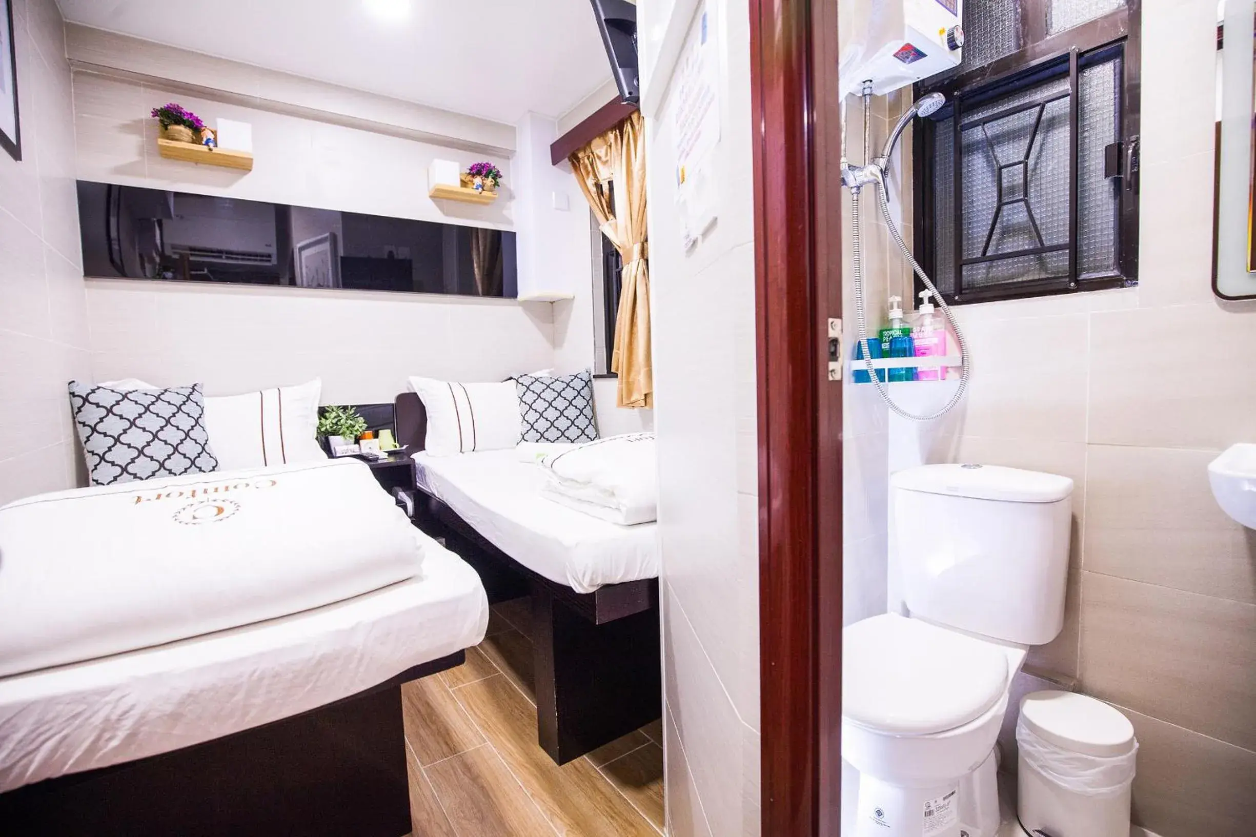 Twin Room in Comfort Guest House Twin Room in Comfort Guest House