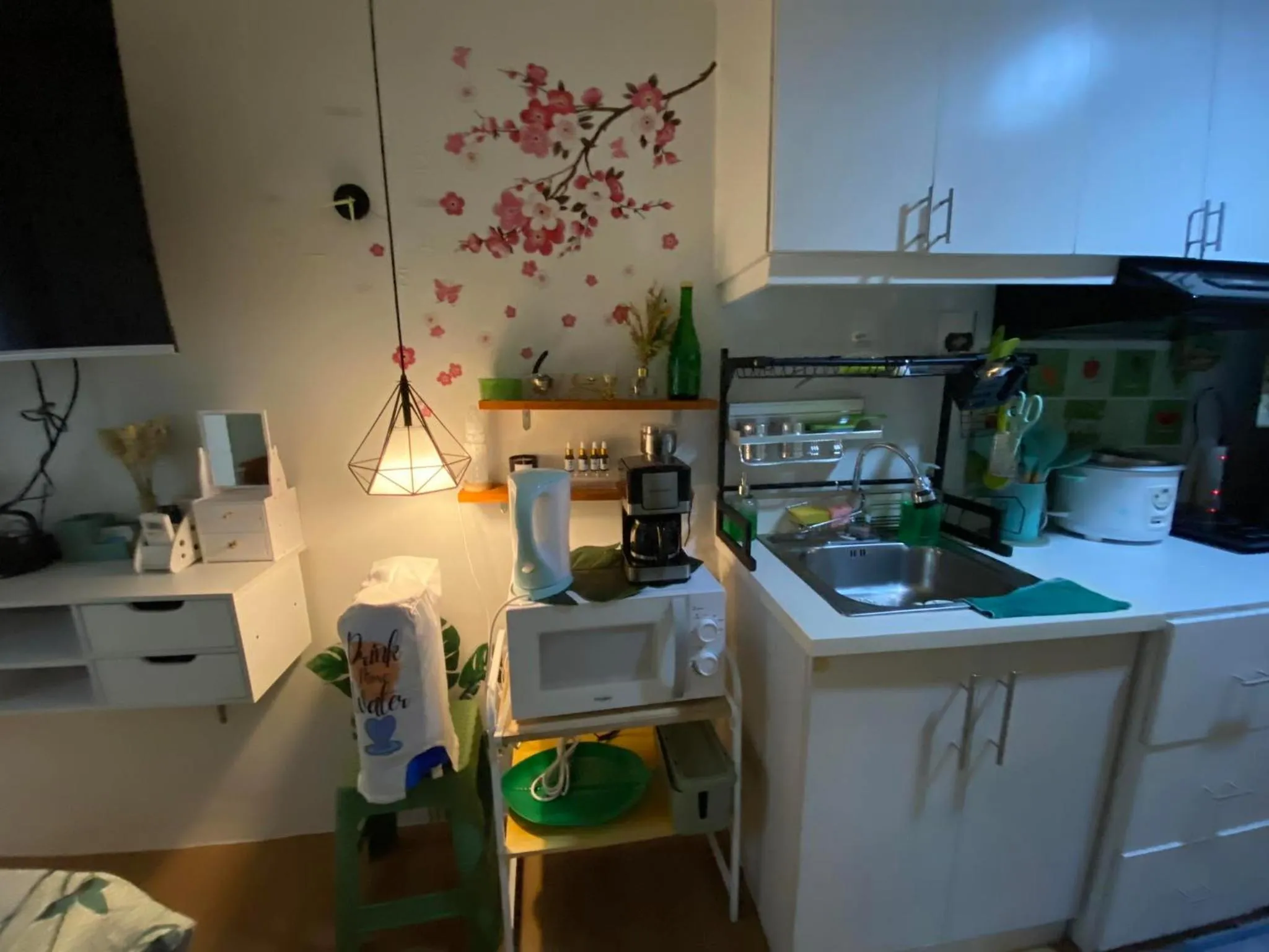 Summer10th Pinesuites Scandi Minimalist Deluxe