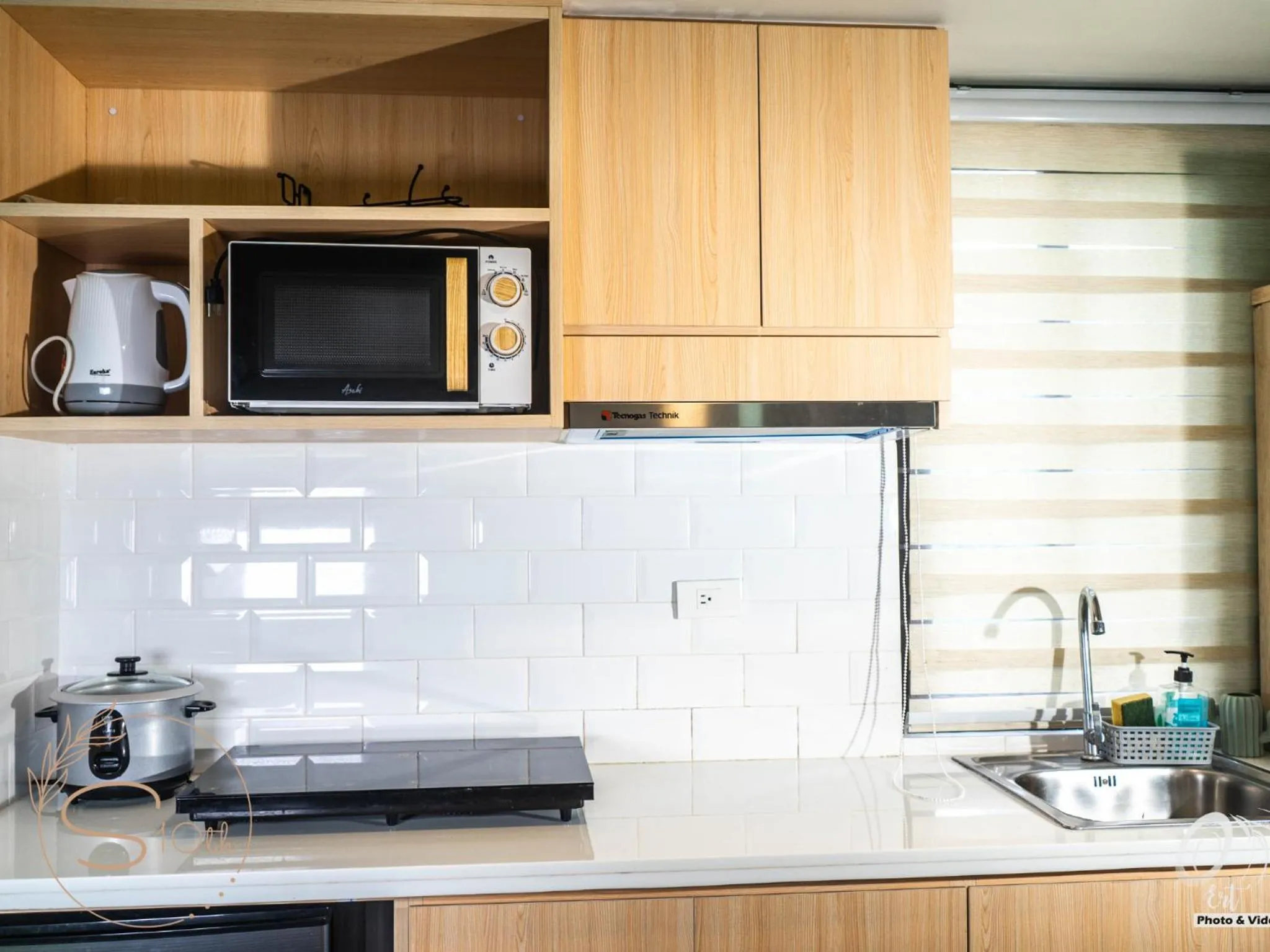 Summer10th Pinesuites Scandi Minimalist Deluxe