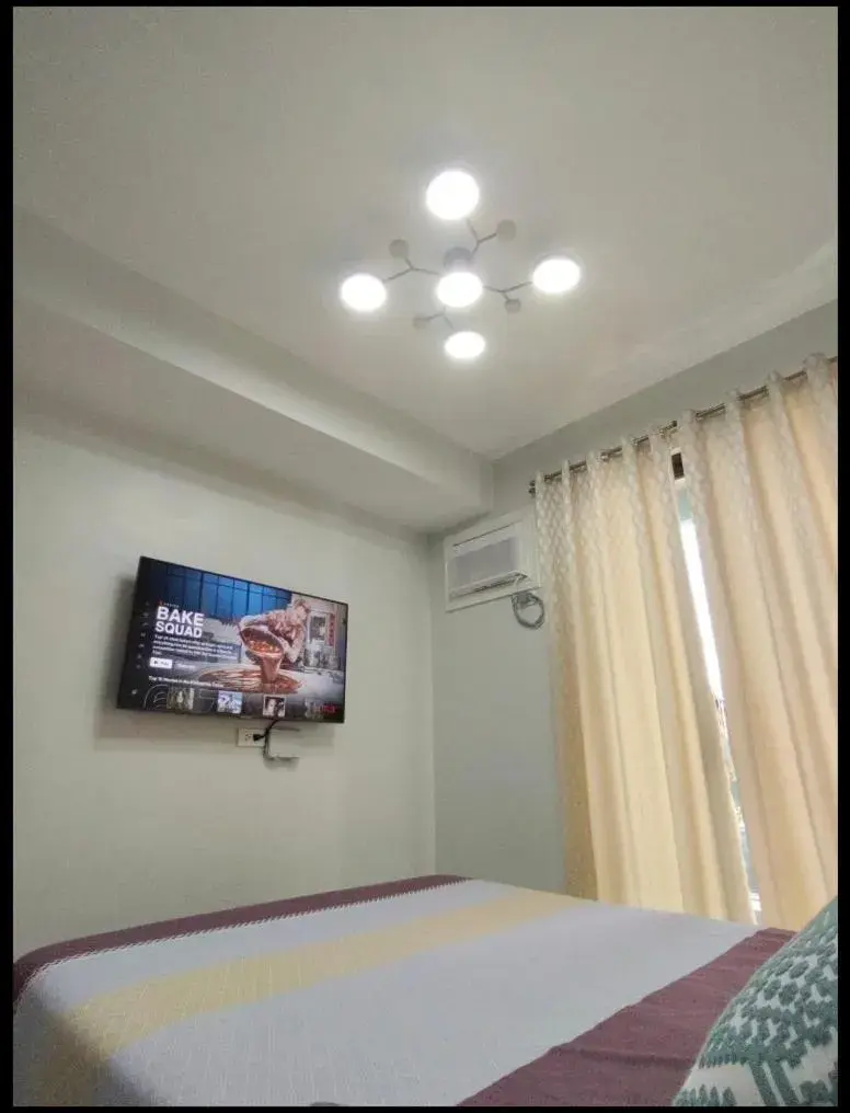 Bed in Summer10th Pinesuites Scandi Minimalist Deluxe Bed in Summer10th Pinesuites Scandi Minimalist Deluxe