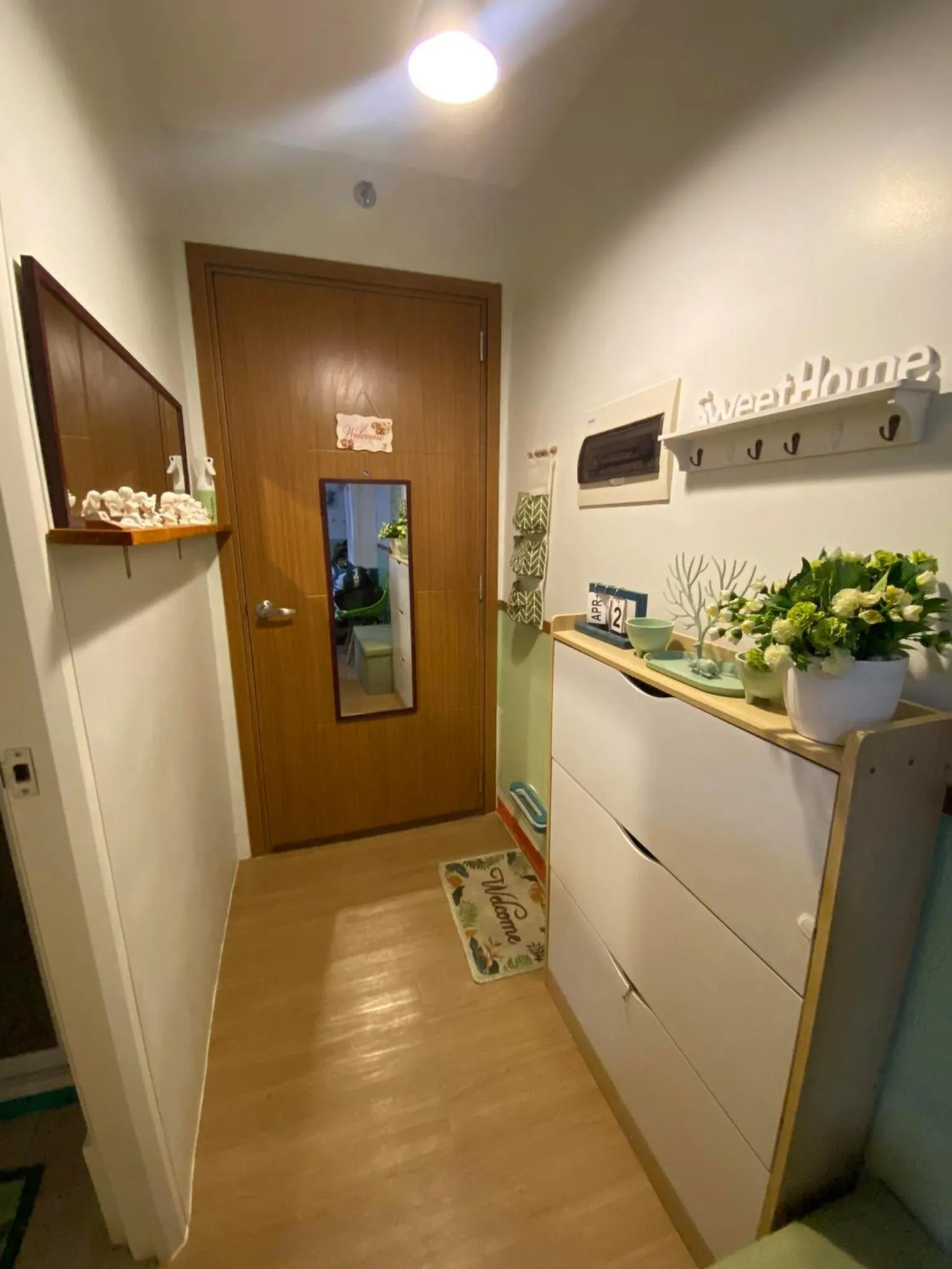 Summer10th Pinesuites Scandi Minimalist Deluxe