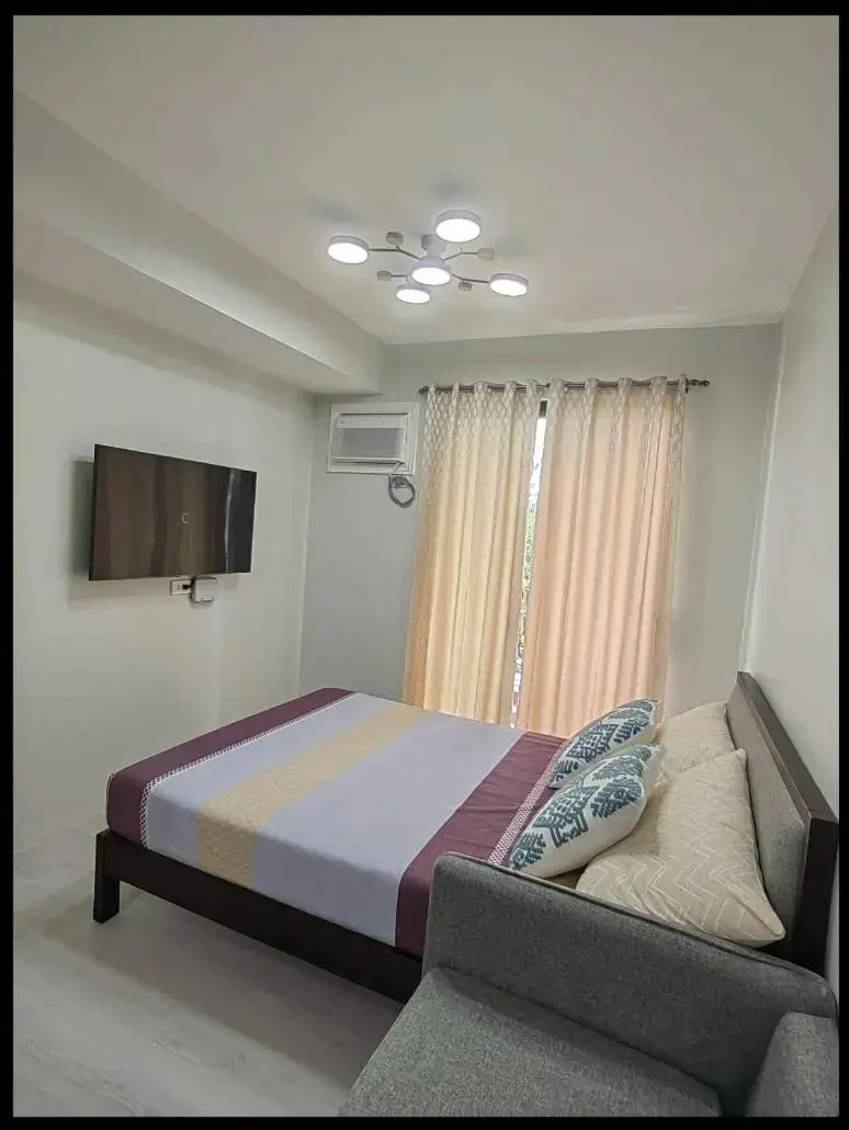 Bed in Summer10th Pinesuites Scandi Minimalist Deluxe Bed in Summer10th Pinesuites Scandi Minimalist Deluxe