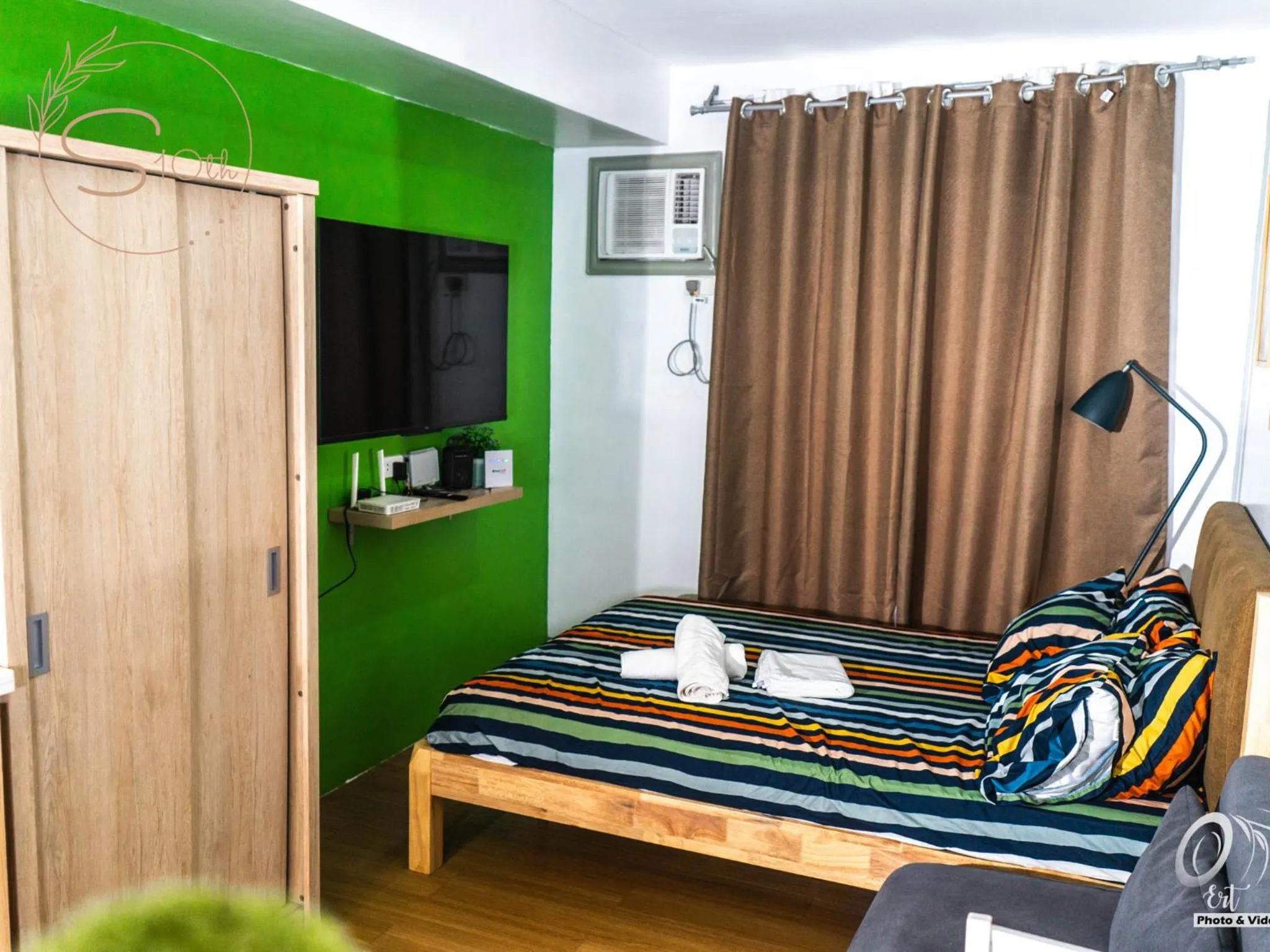 Bed in Summer10th Pinesuites Scandi Minimalist Deluxe