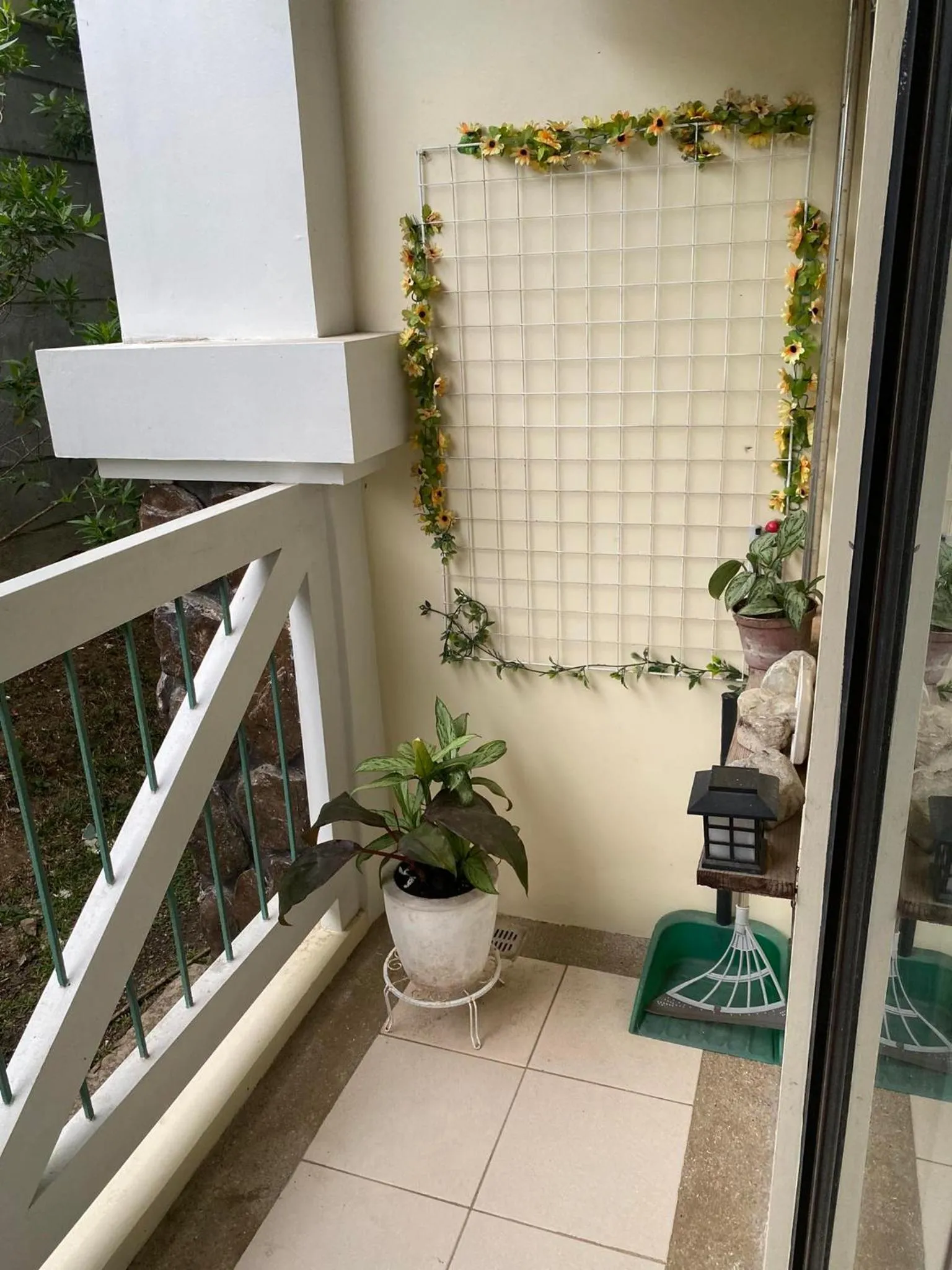 Summer10th Pinesuites Scandi Minimalist Deluxe