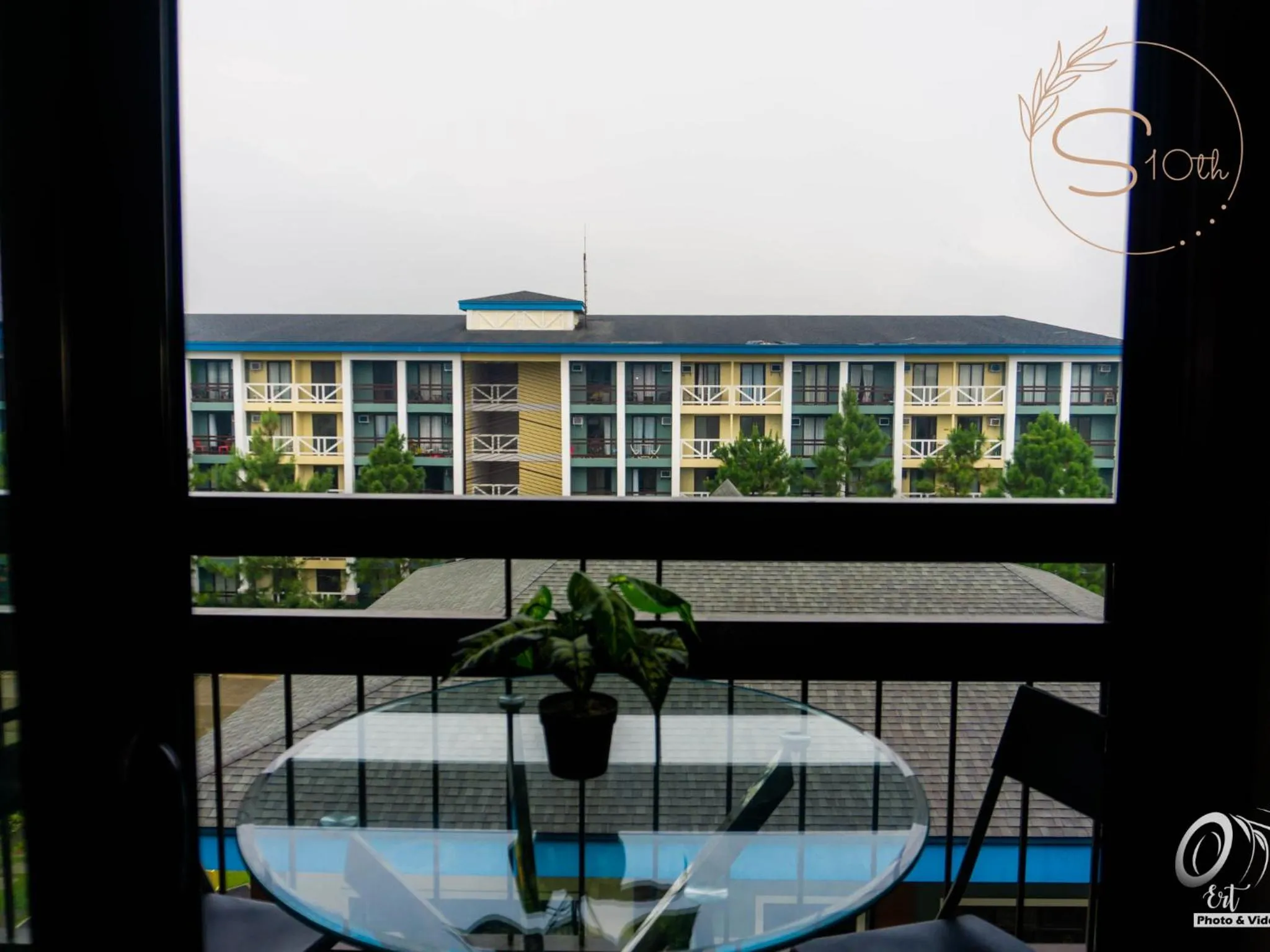 Summer10th Pinesuites Scandi Minimalist Deluxe