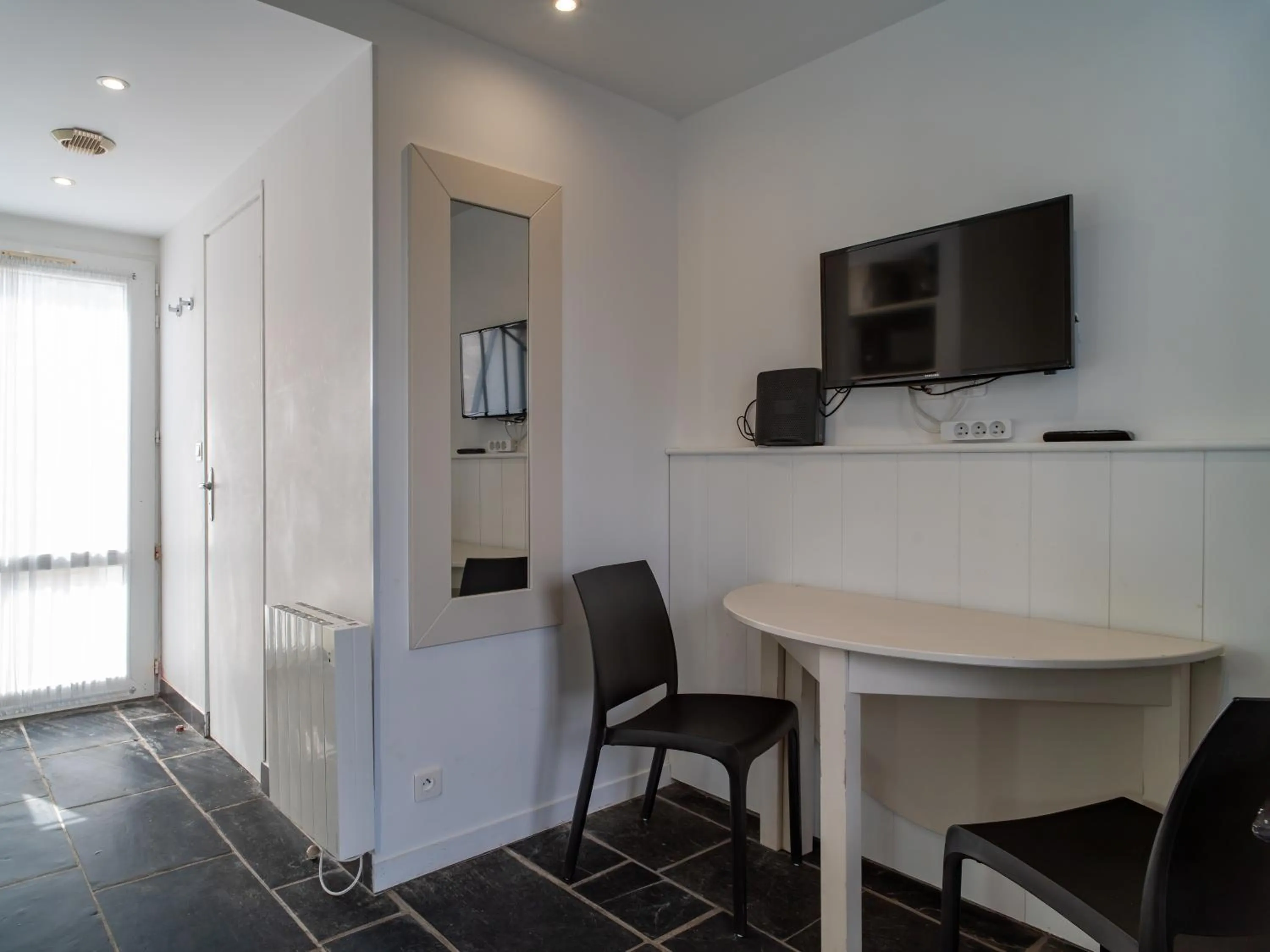 Dining area in Vacancéole - Sud Océan