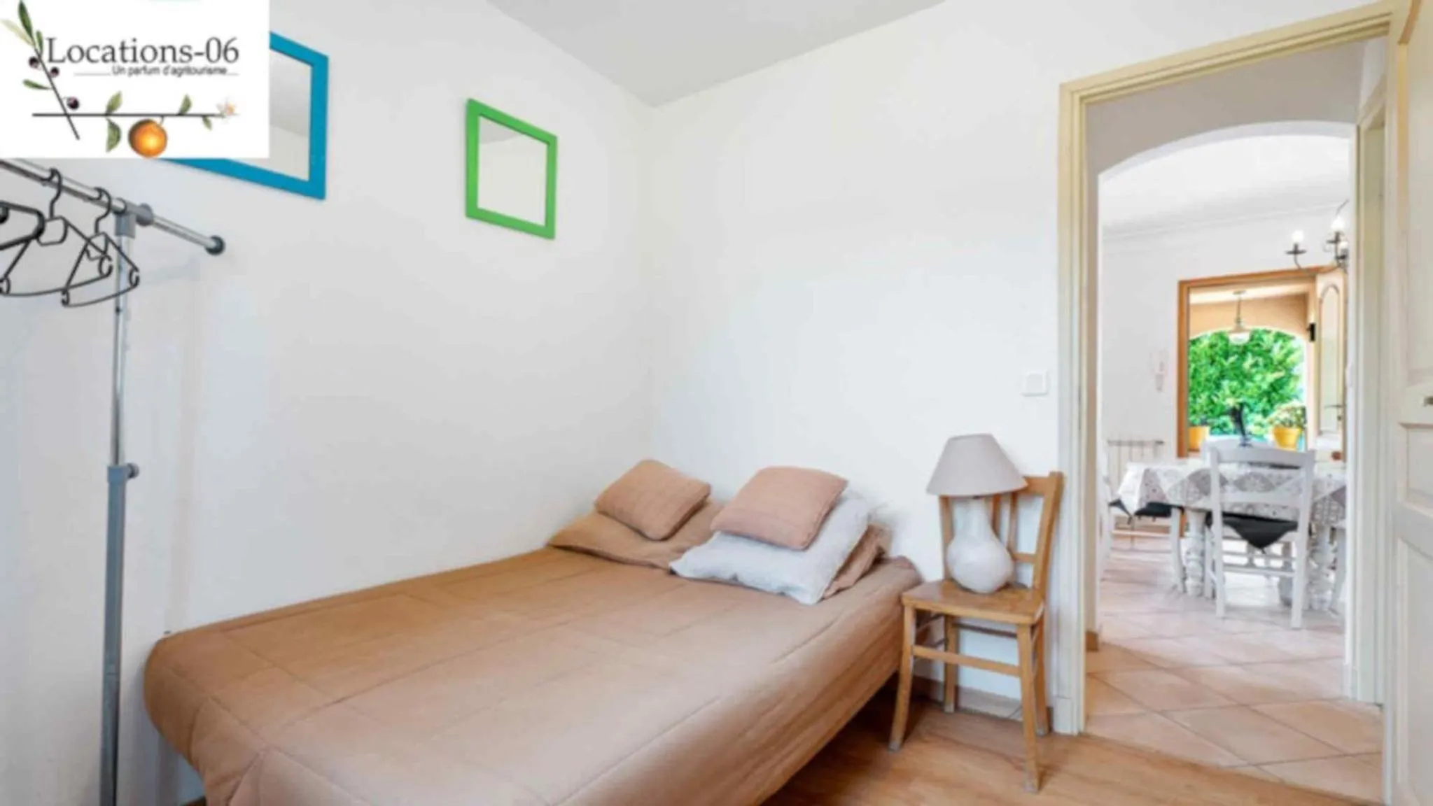 Bed in Holidays In Provence Alpes Maritimes