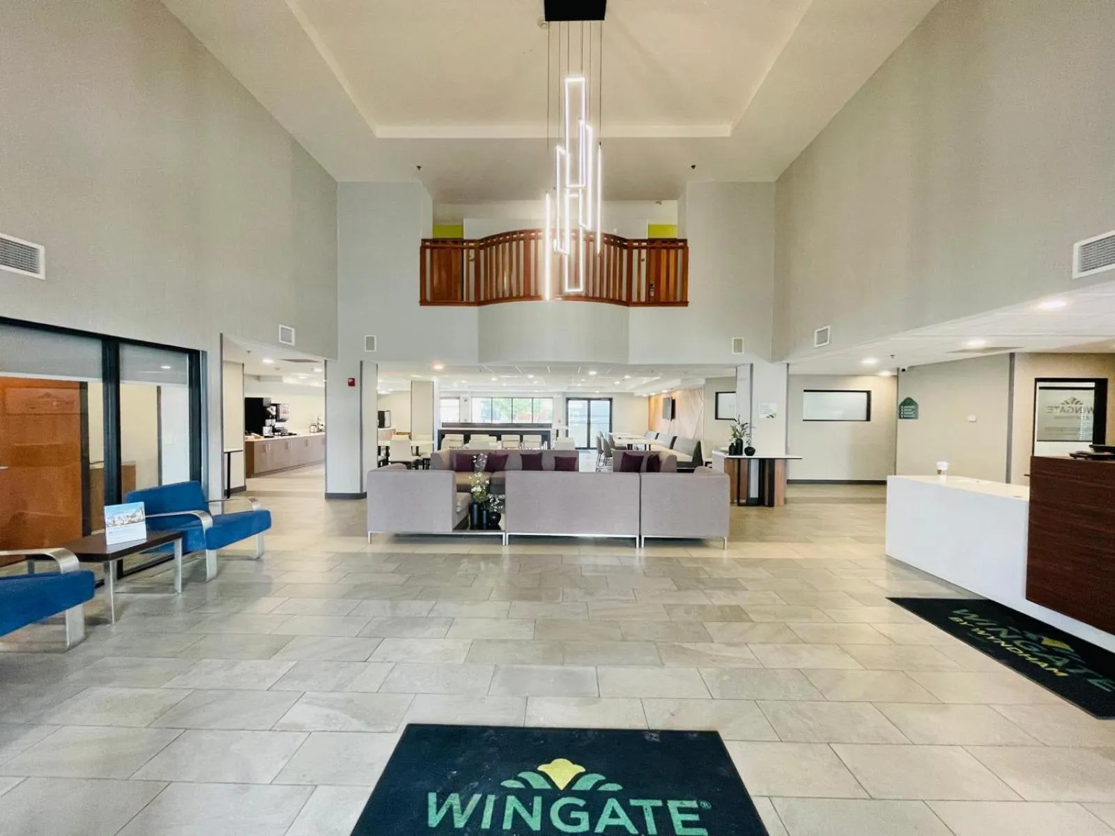Lobby or reception in Wingate by Wyndham Parkersburg-Vienna