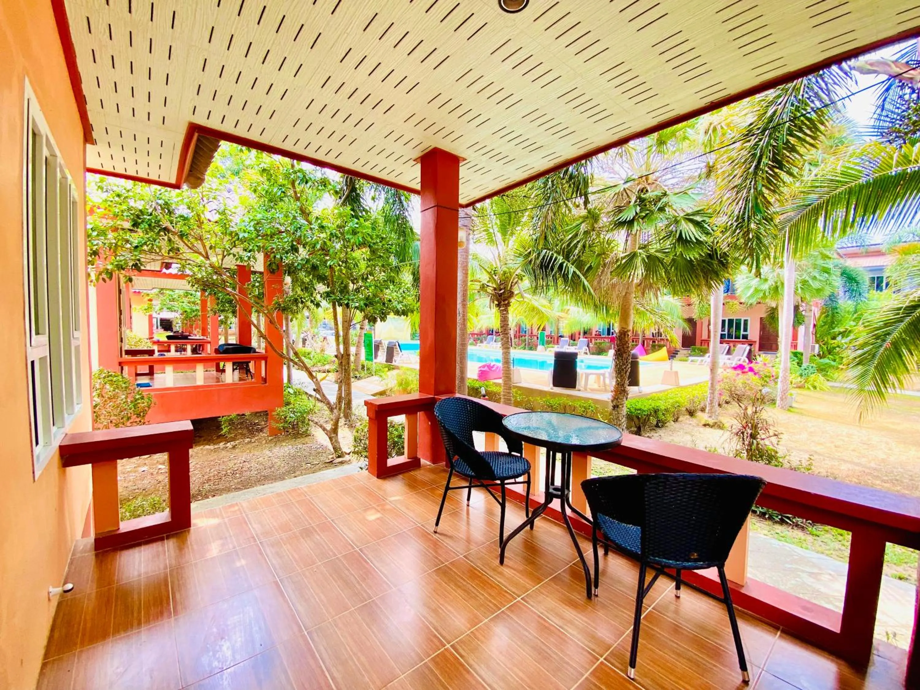 Day in Peaceful Resort , Long Beach - Koh Lanta