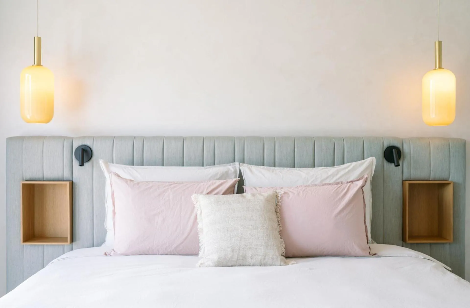 Bedroom, Bed in A-ROSA Gardasee