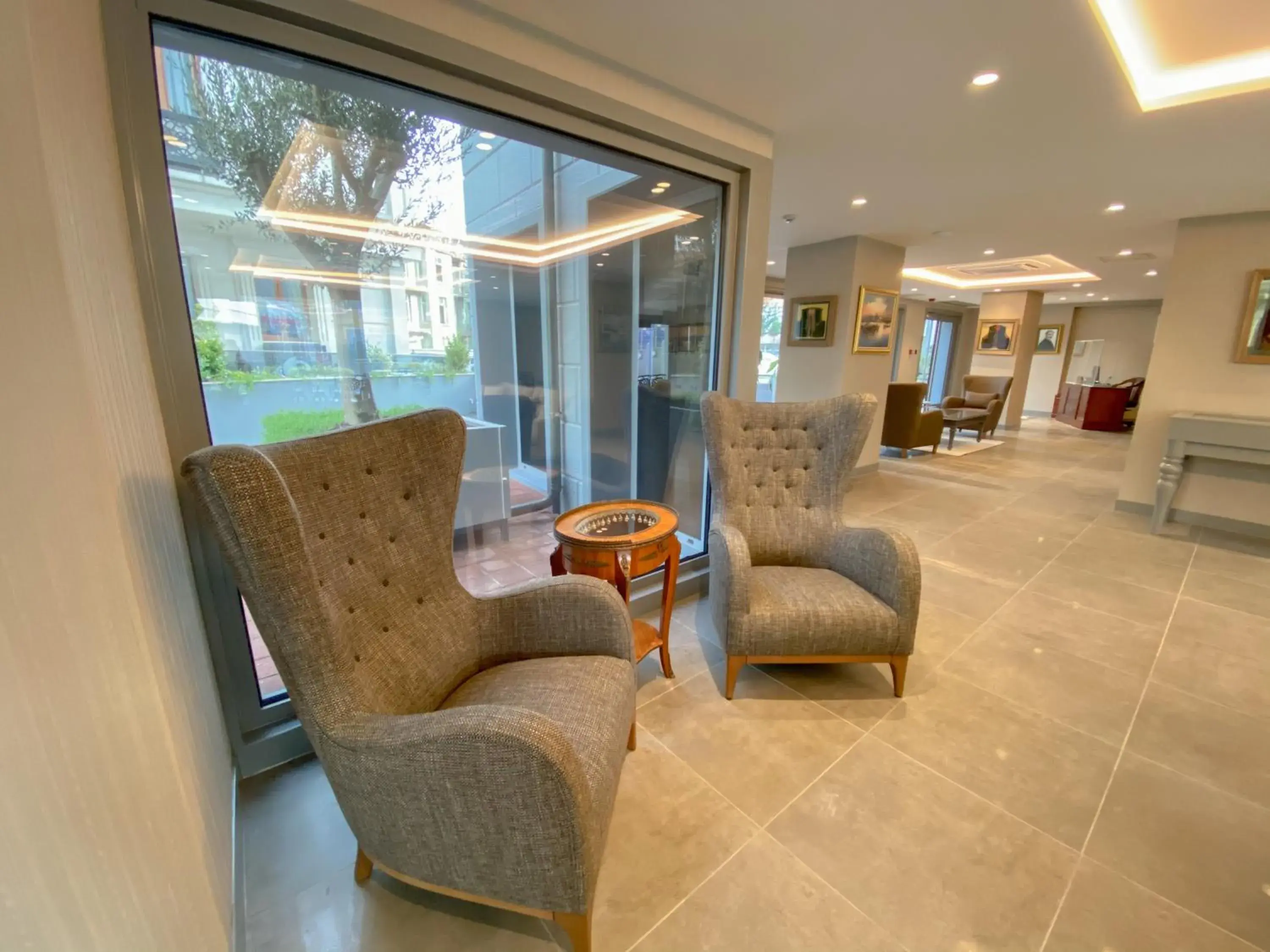 Lobby or reception in Eresin Hotels Express Lobby or reception in Eresin Hotels Express