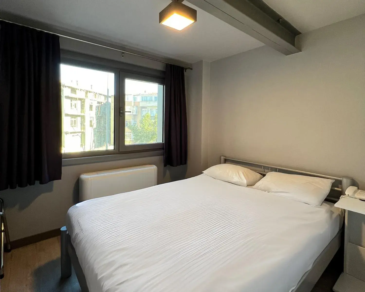 Deluxe Double Room in Eresin Hotels Express Deluxe Double Room in Eresin Hotels Express
