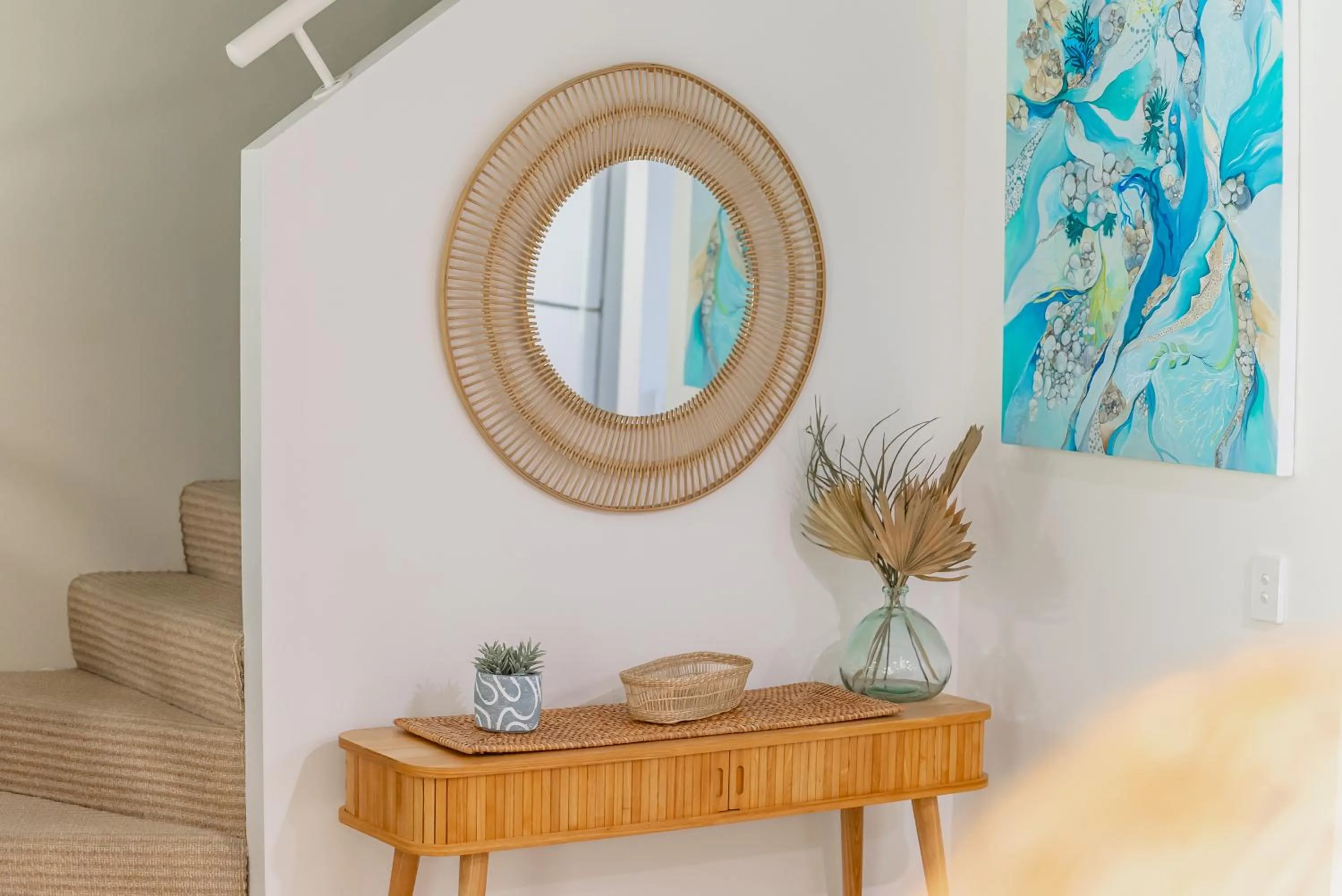 Modern & Stylish 2 Bedroom Townhouse