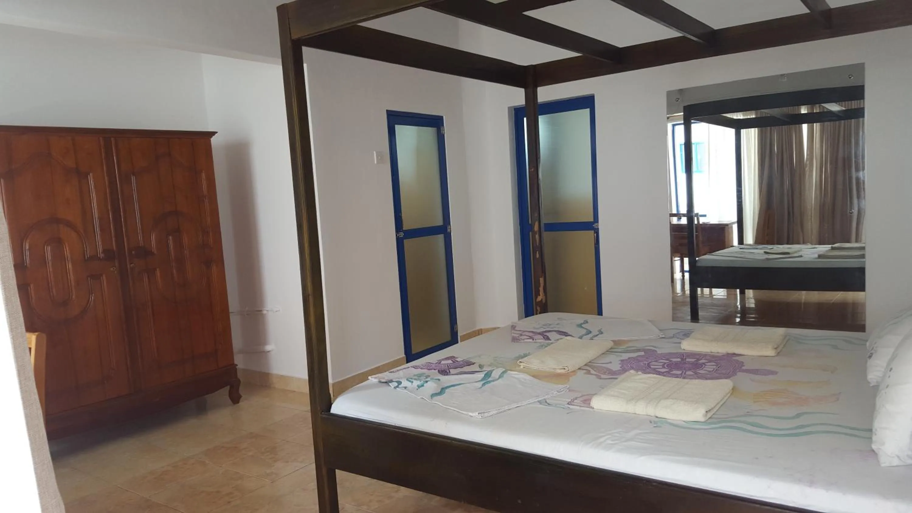 Bedroom, Bed in Edelweiss Resort