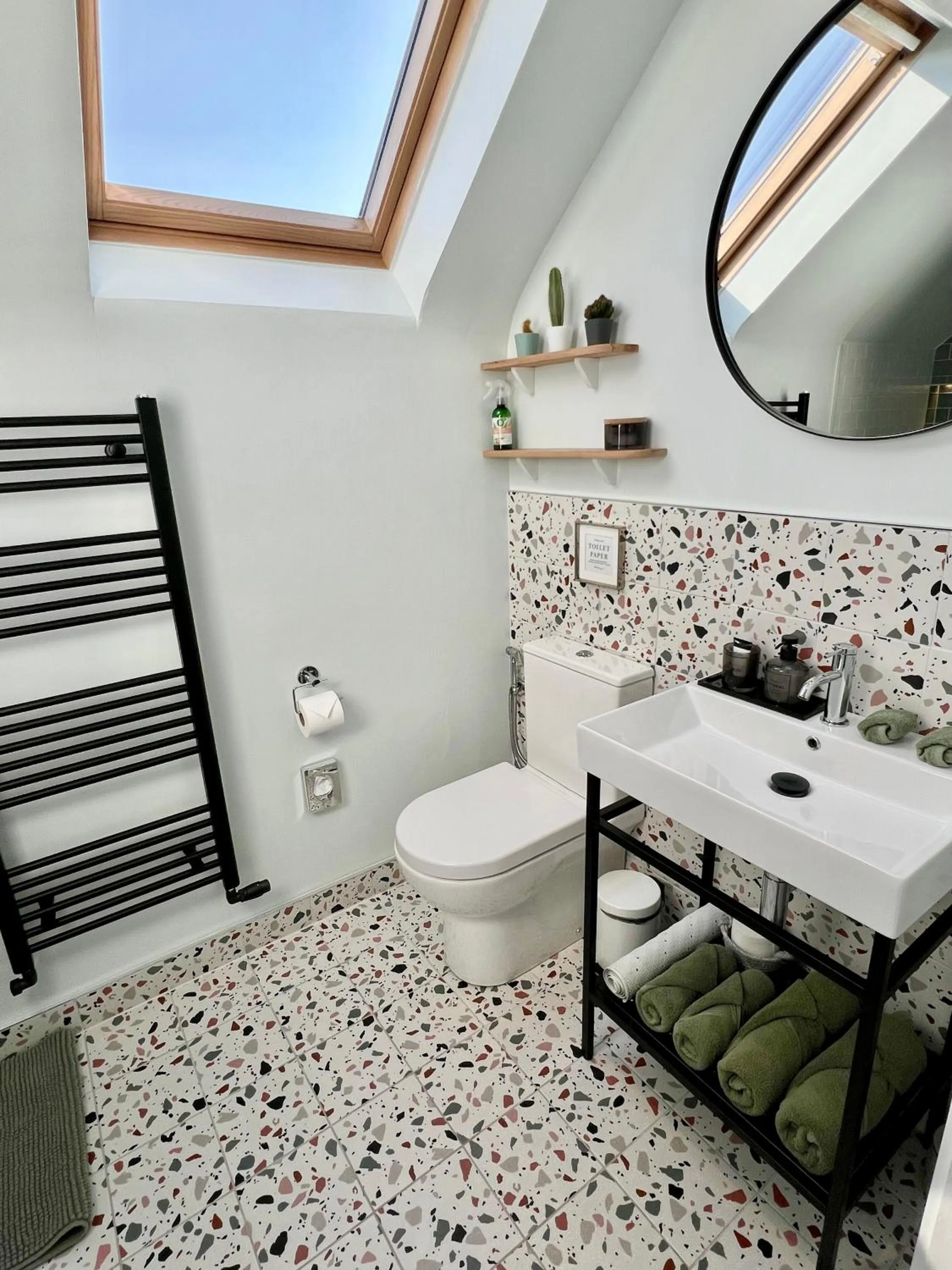 Toilet in Thistledown Lodge