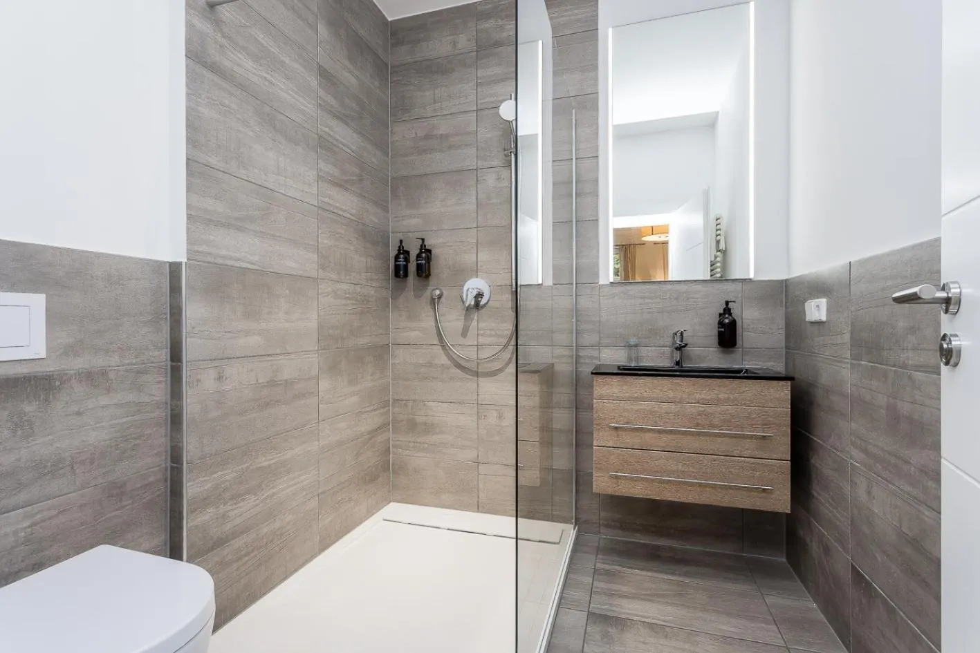 Shower in Hotel Zur Linde Dein Self Check In