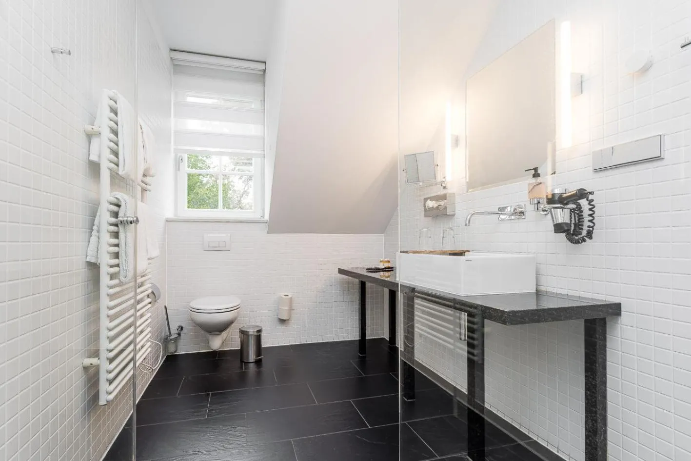 Bathroom in Hotel Zur Linde Dein Self Check In