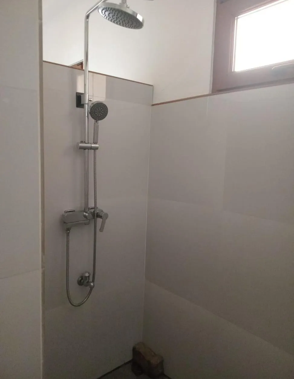 Paradise Beach Resort & Diving school