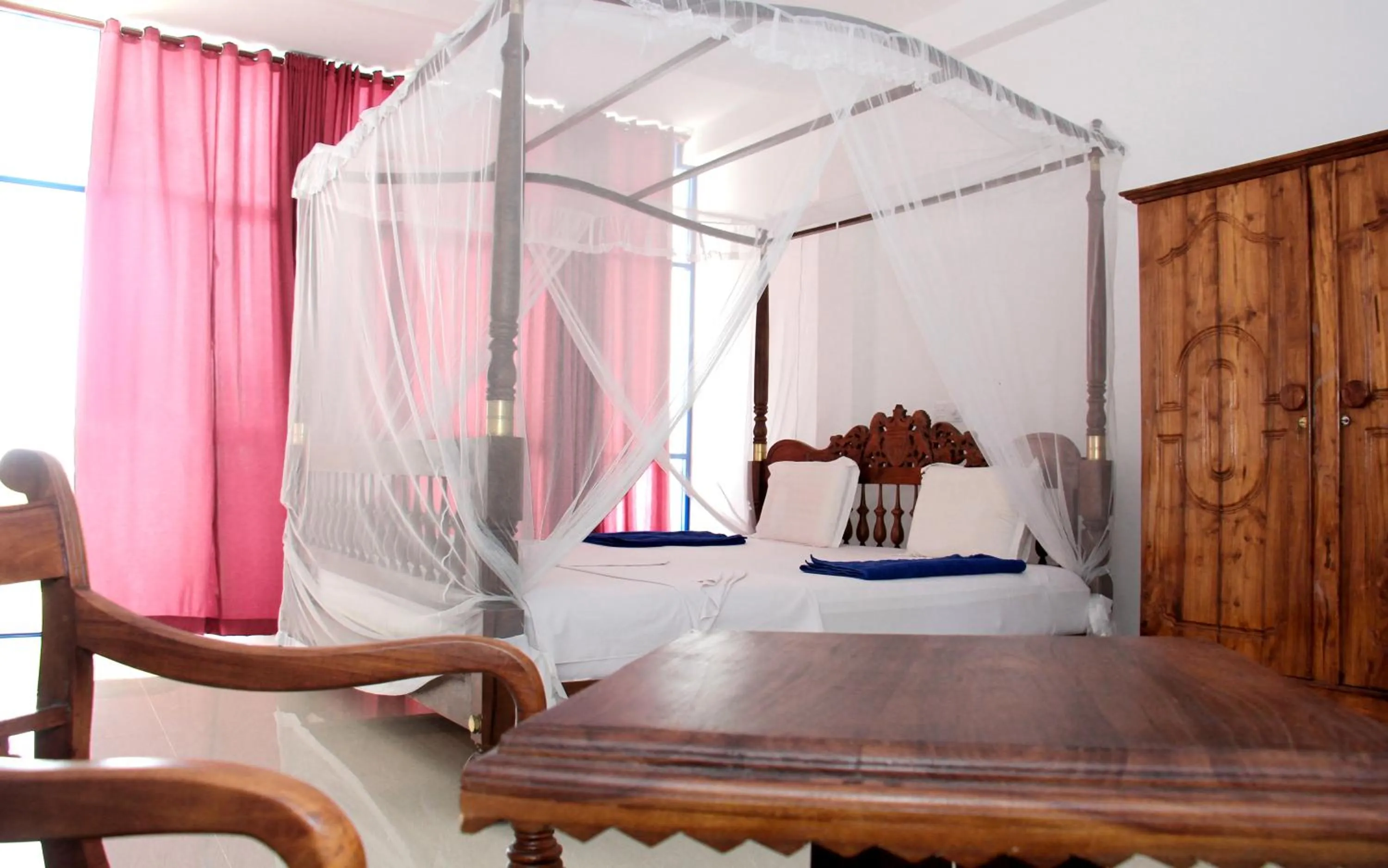 Bedroom, Bed in Paradise Beach Resort & Diving school