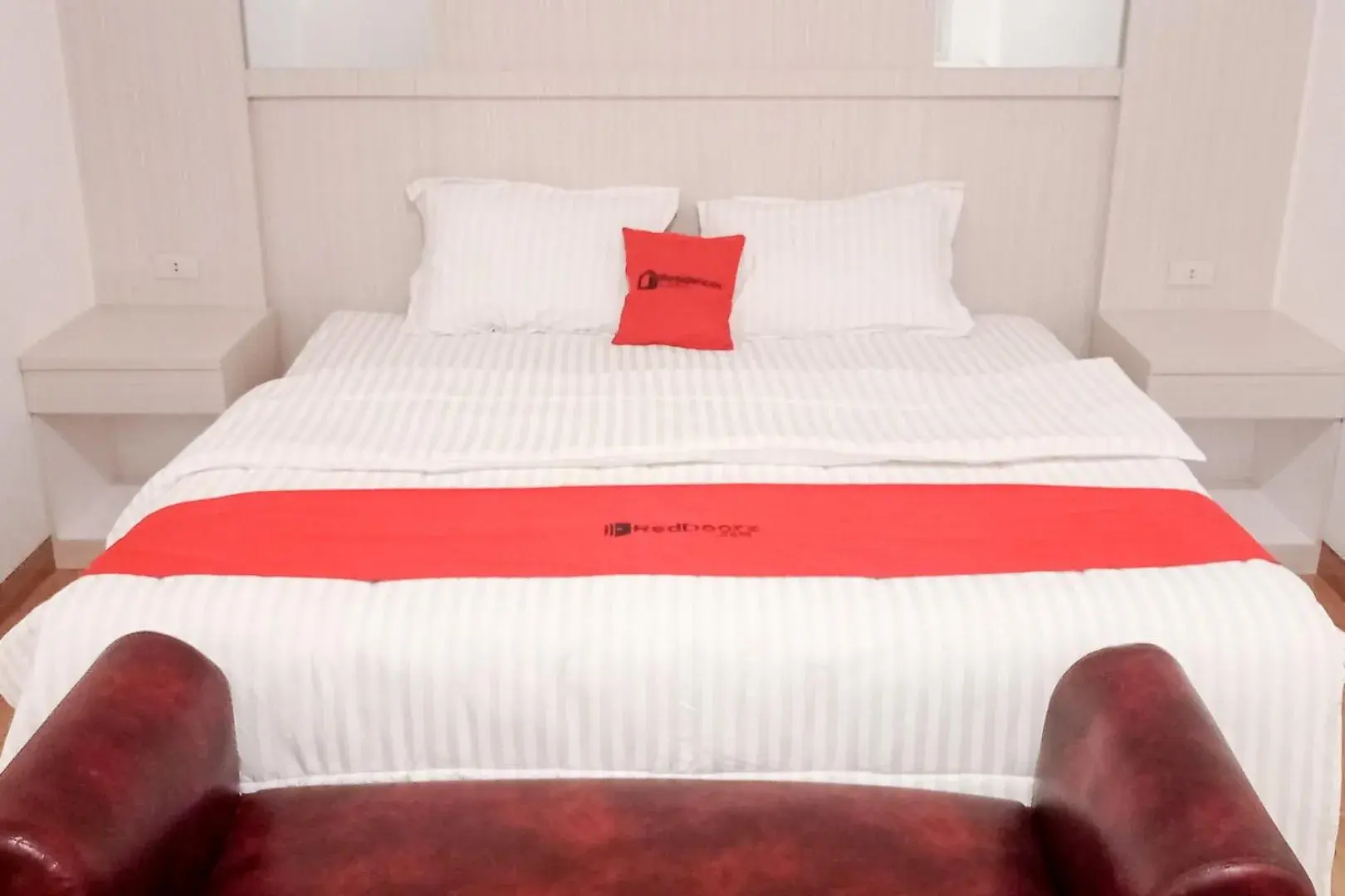 Bed in RedDoorz near Exit Tol Kotabaru ITERA Lampung Bed in RedDoorz near Exit Tol Kotabaru ITERA Lampung