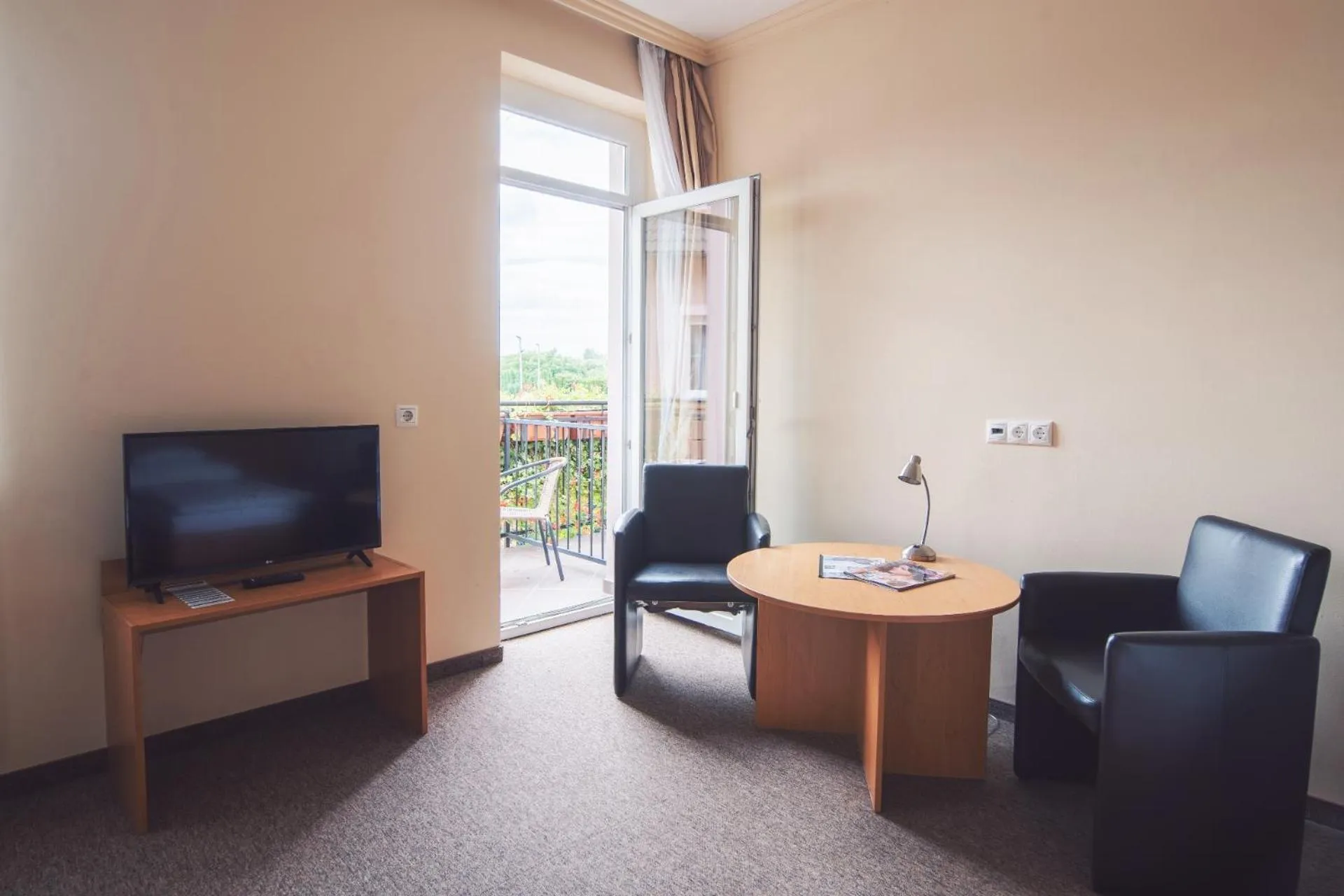 TV and multimedia in Granada Conference, Wellness and Sport Hotel