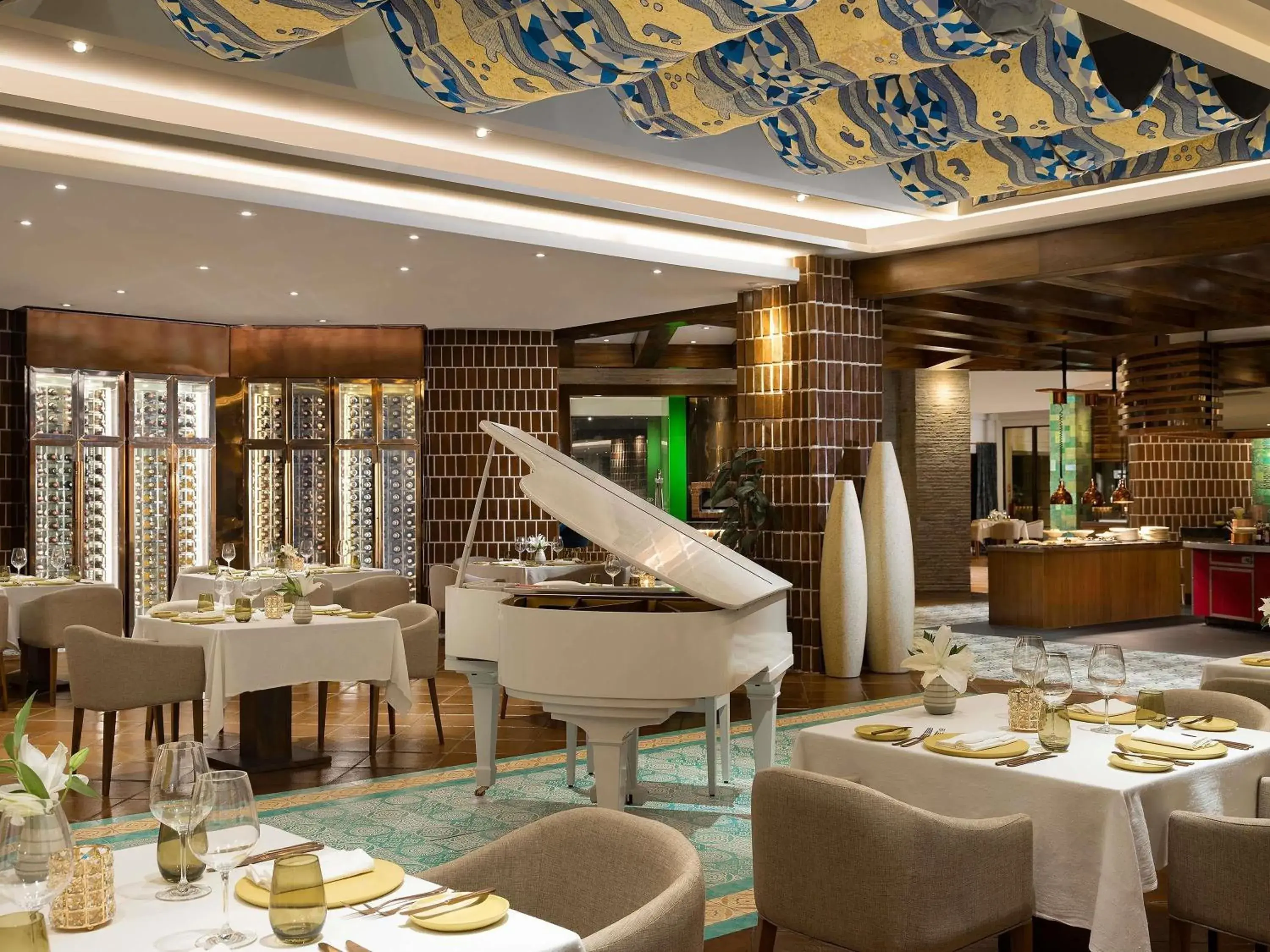 Restaurant/places to eat in Sofitel Bali Nusa Dua Beach Resort Restaurant/places to eat in Sofitel Bali Nusa Dua Beach Resort