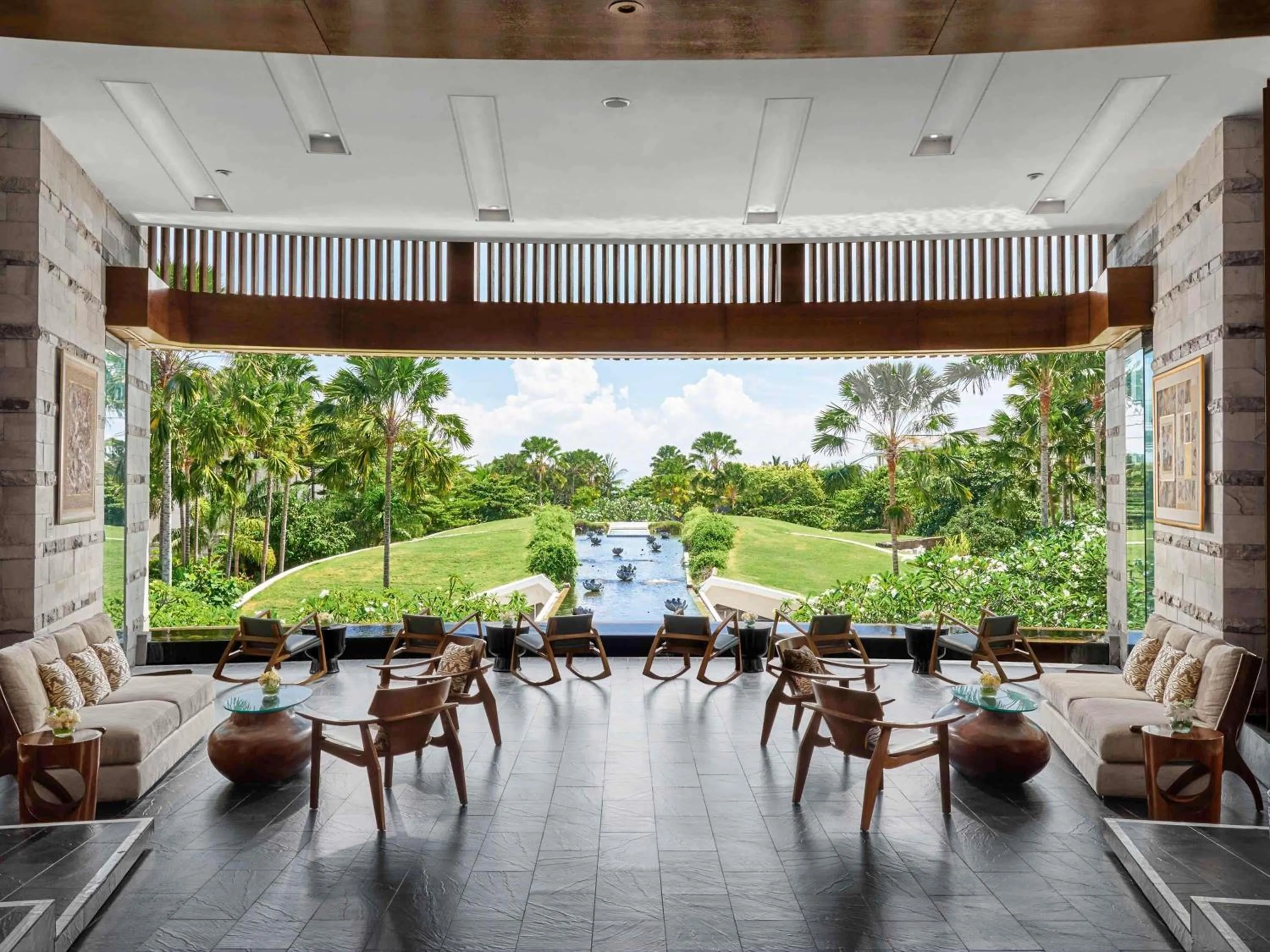Lounge or bar in Sofitel Bali Nusa Dua Beach Resort