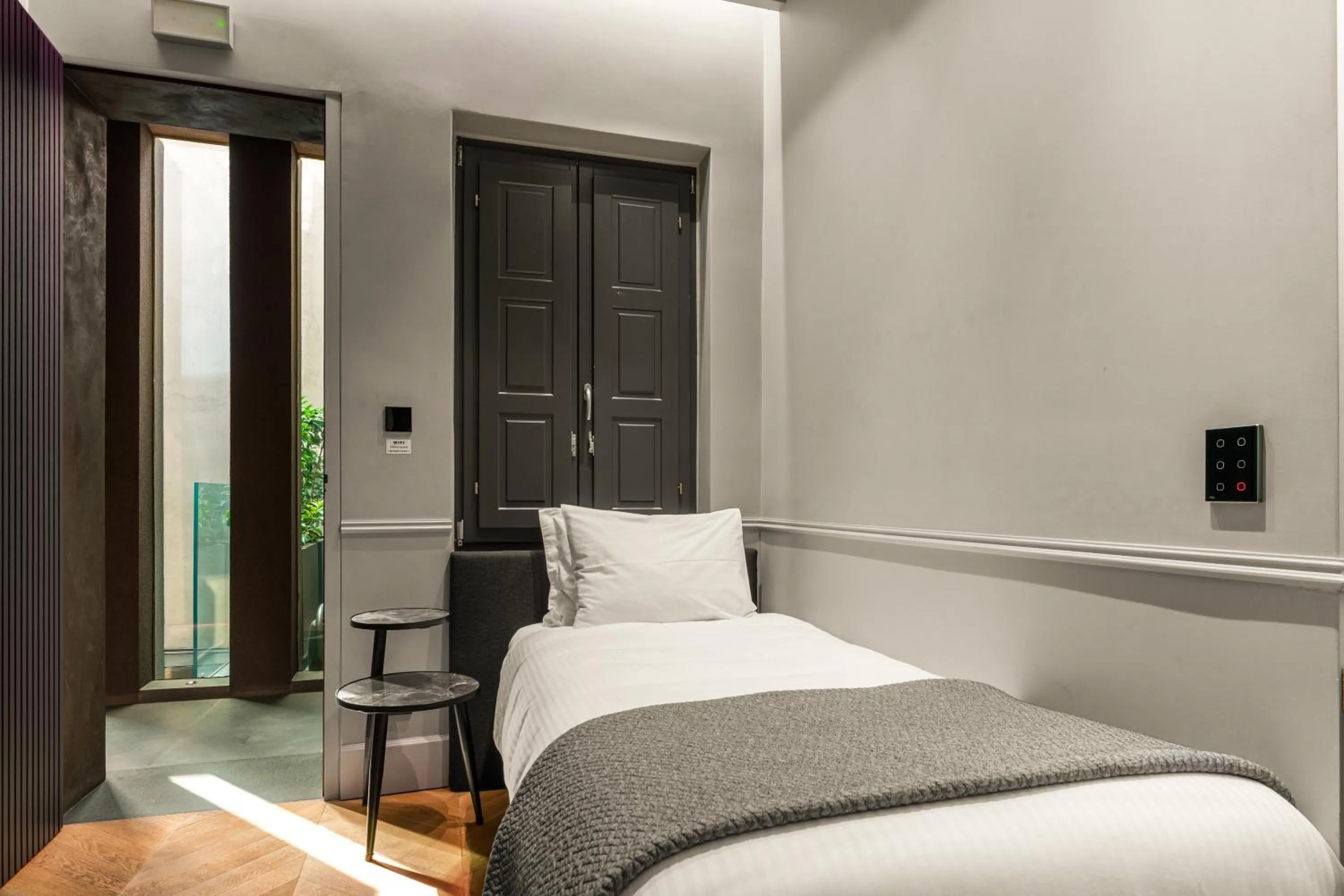 Bed in Athens Dom Hotel