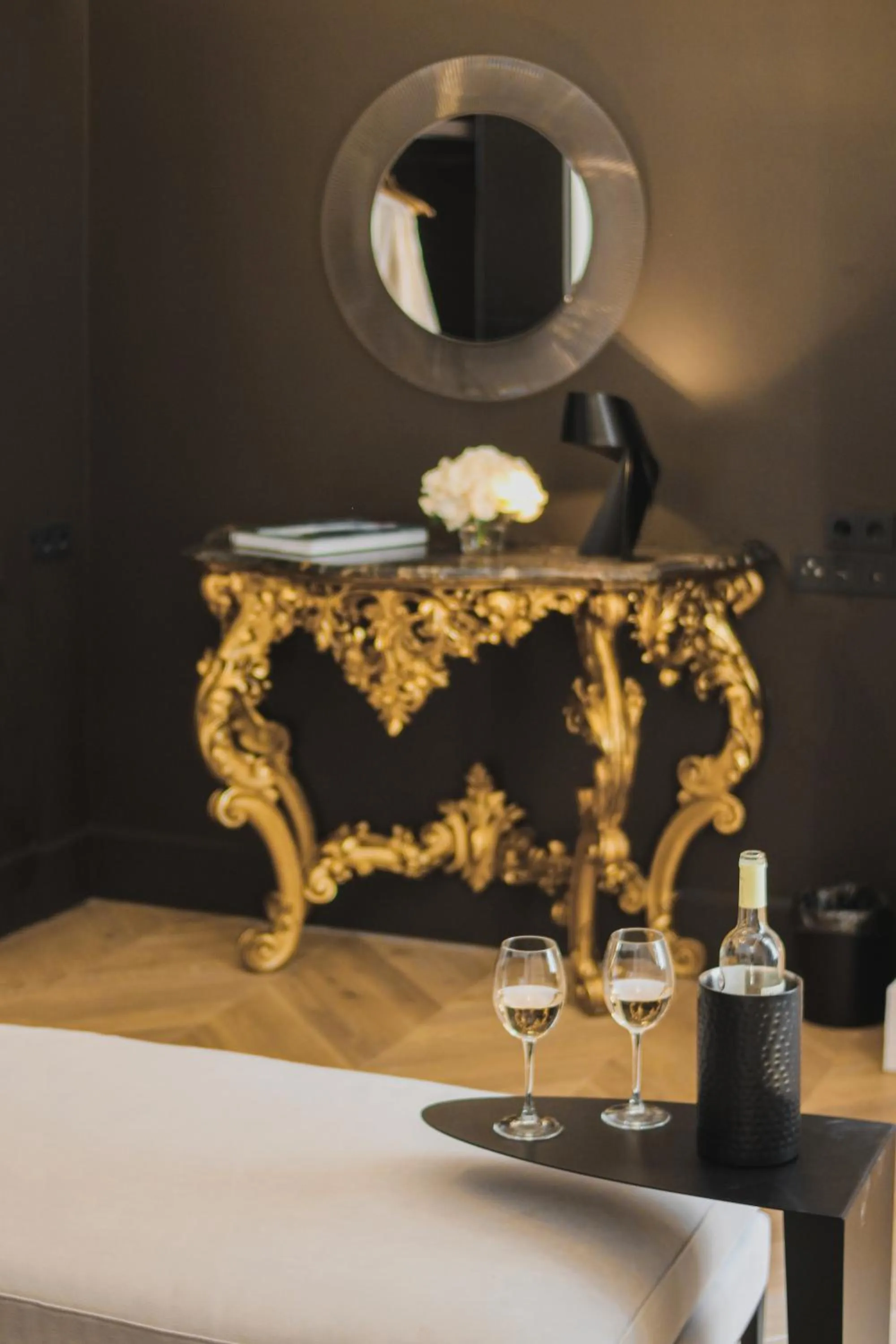 Decorative detail in Athens Dom Hotel