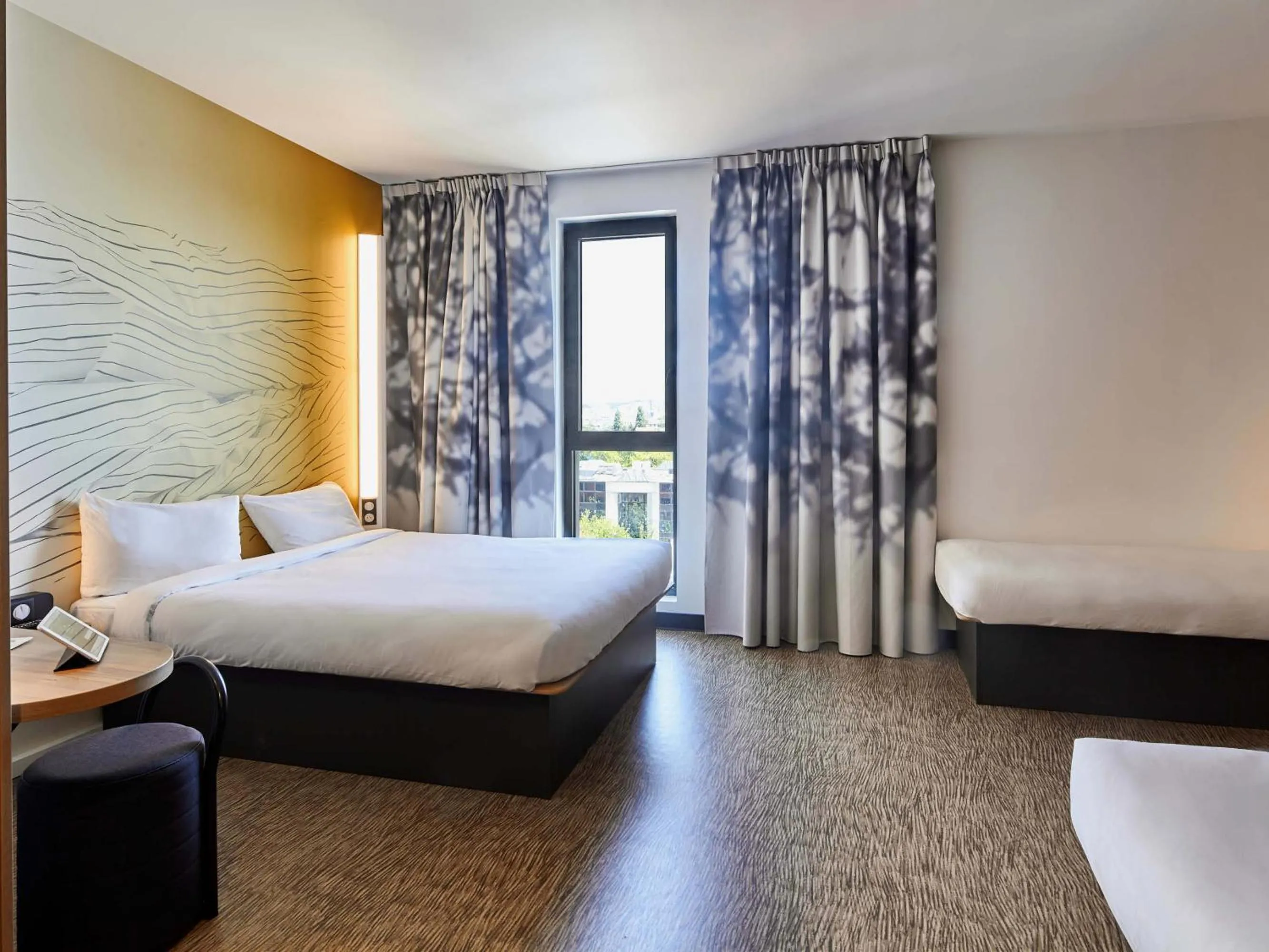 Bedroom, Bed in B&B HOTEL Argenteuil