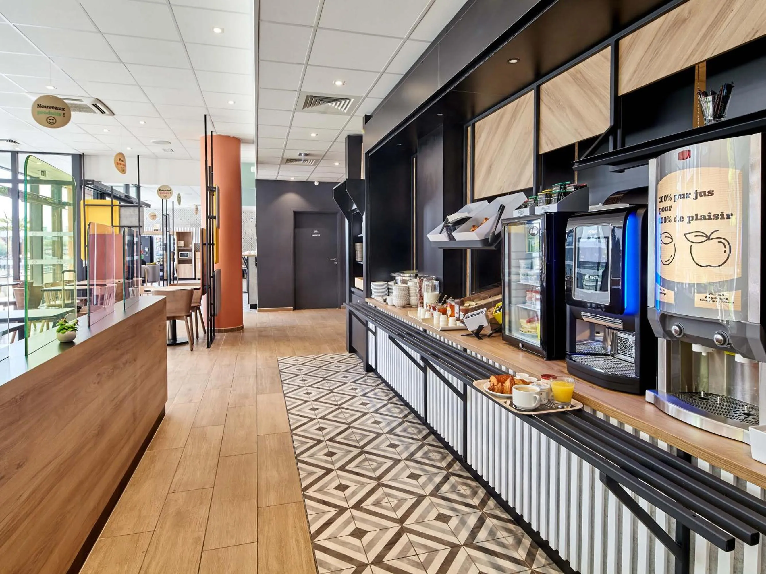 Breakfast in B&B HOTEL Argenteuil