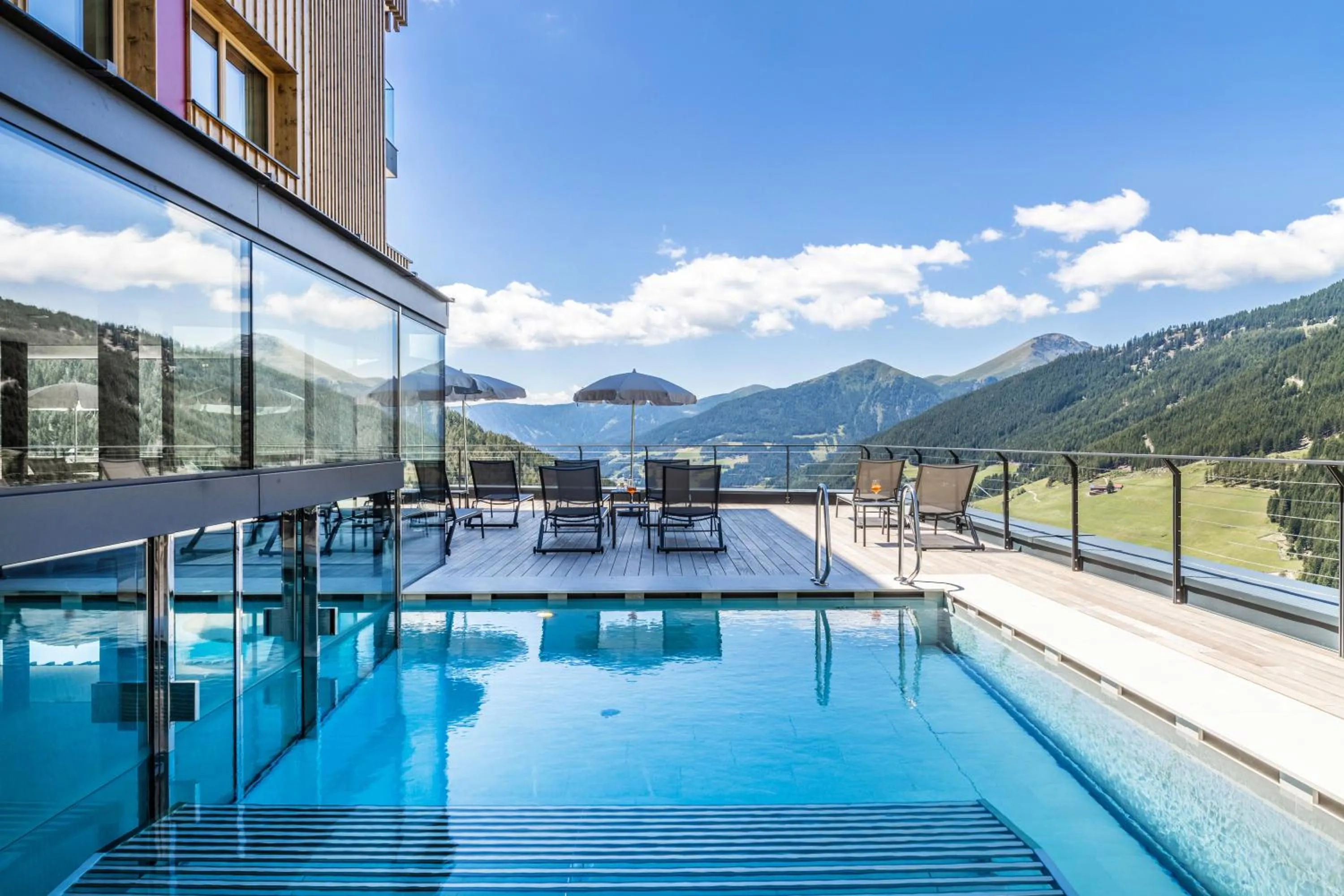 Swimming pool in Boutique Hotel Kircher