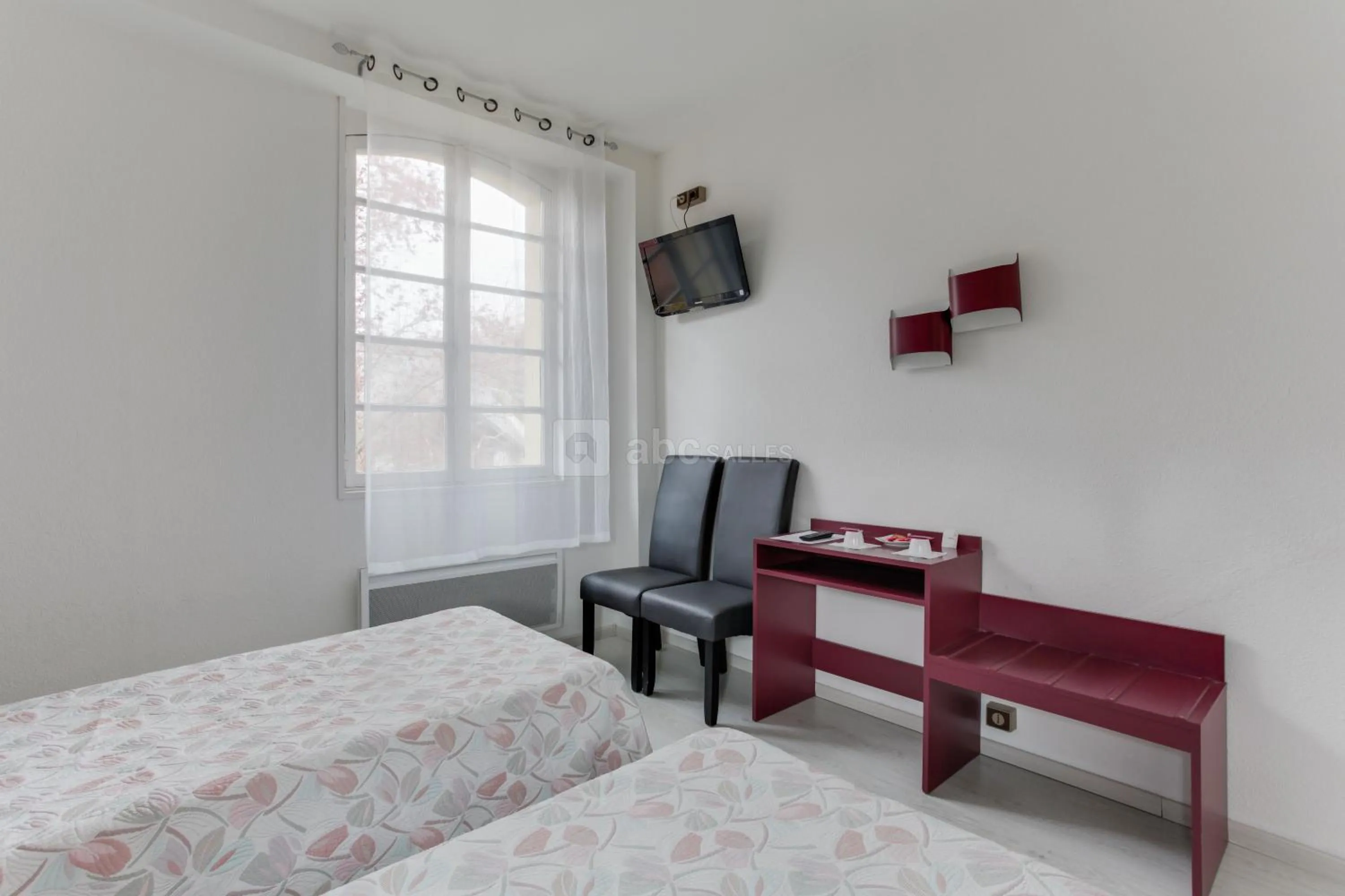 Decorative detail, TV/Entertainment Center in Les Gentianes