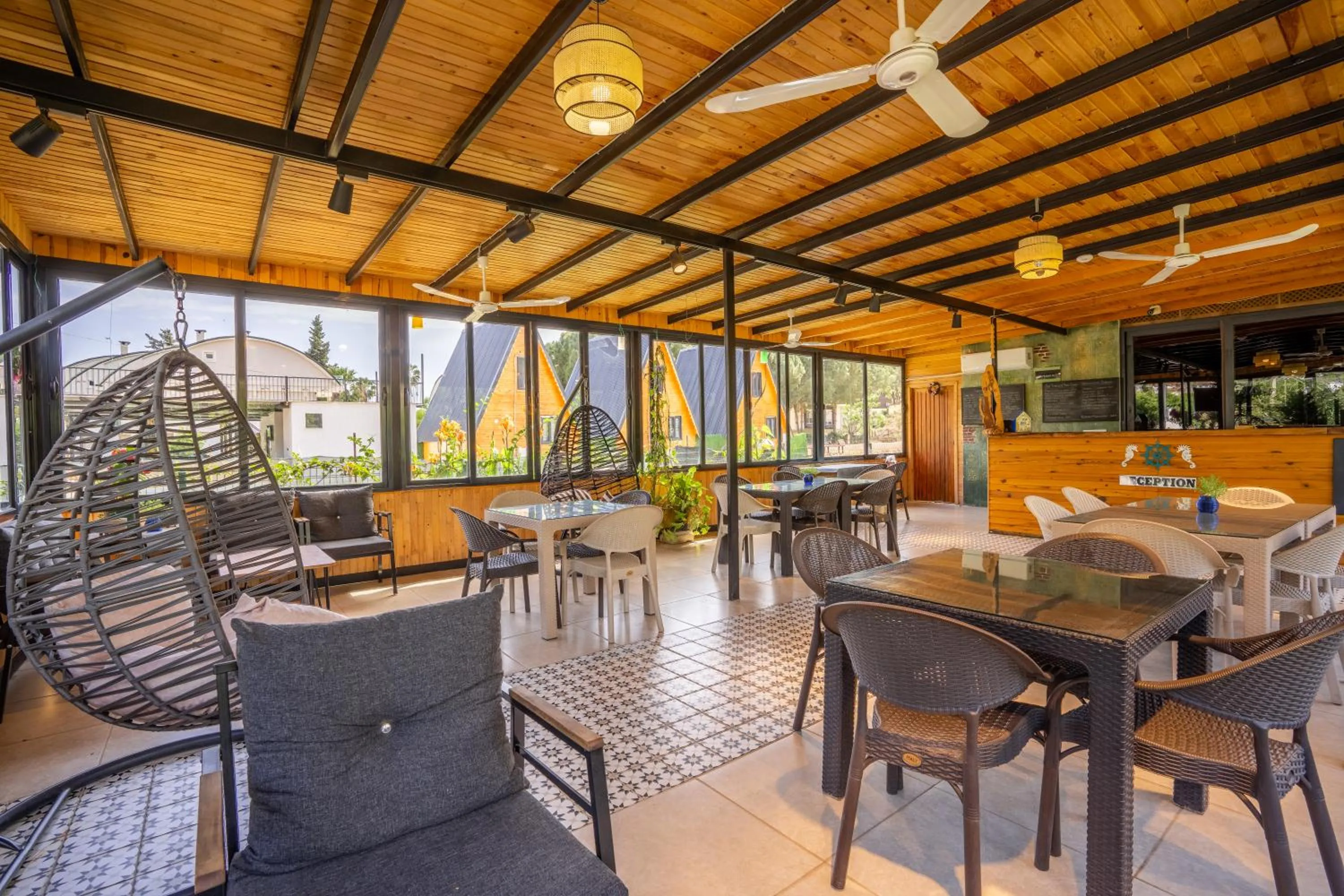 Dining area in Karaöz Sapphire Bungalows