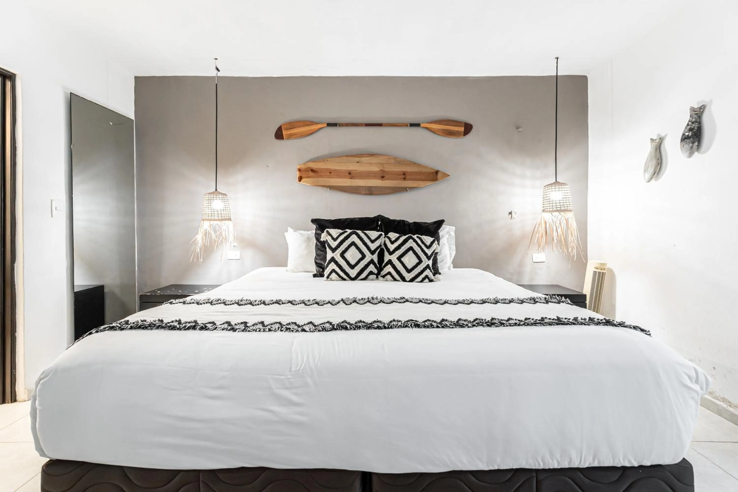 Bed in Sole & Mare by Andiani Travel