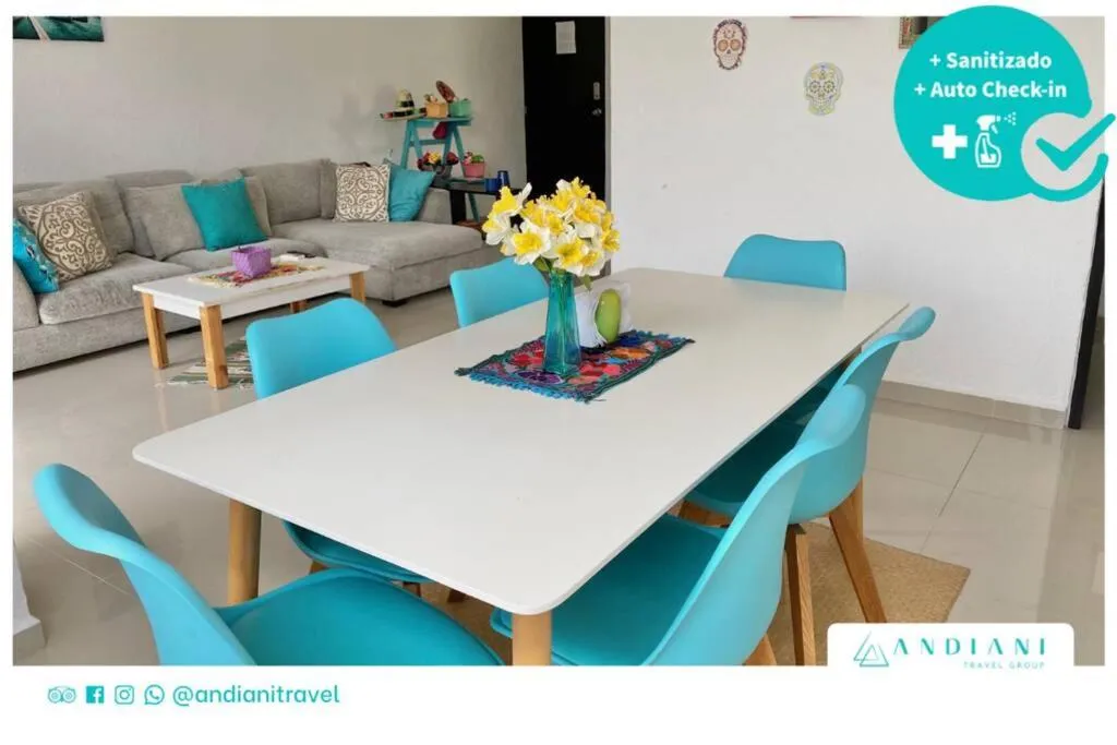 Living room in Yikal Suites by Andiani Travel