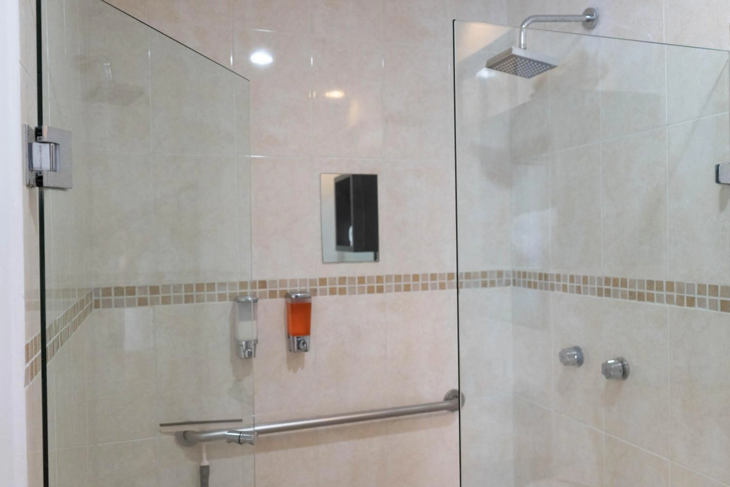 Shower in Yikal Suites by Andiani Travel