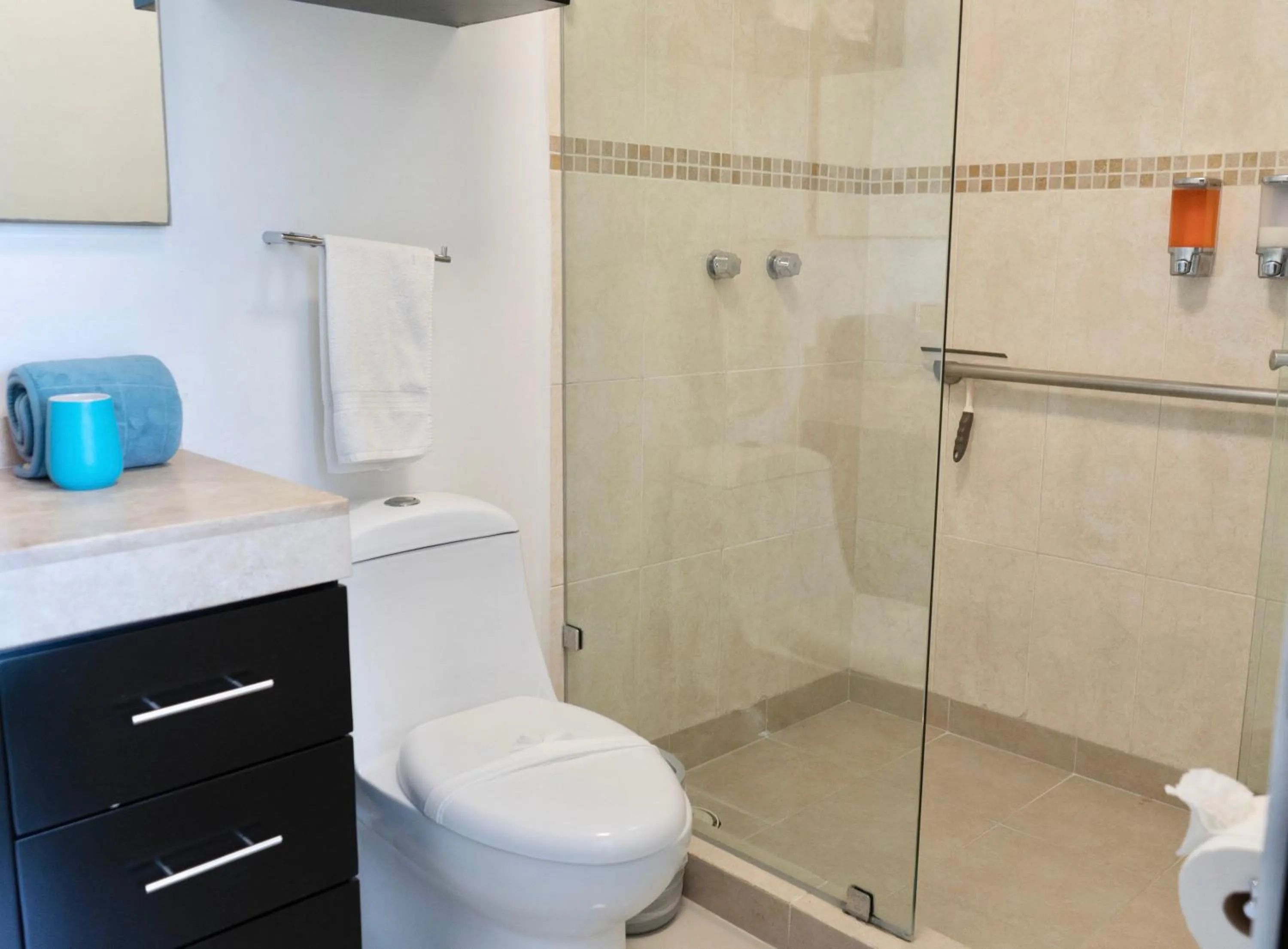 Shower in Yikal Suites by Andiani Travel