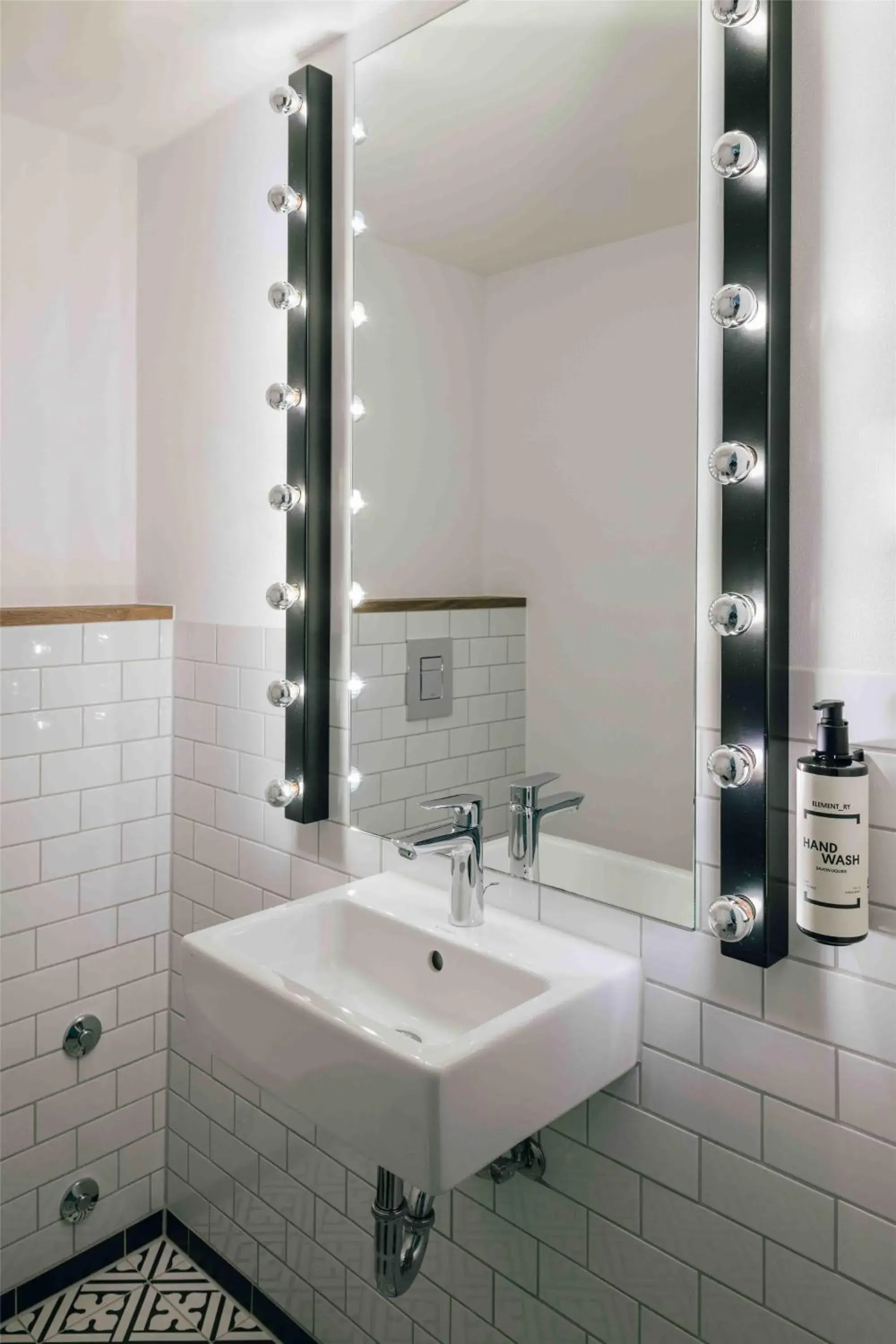 Bathroom in Pentahotel Leipzig Bathroom in Pentahotel Leipzig