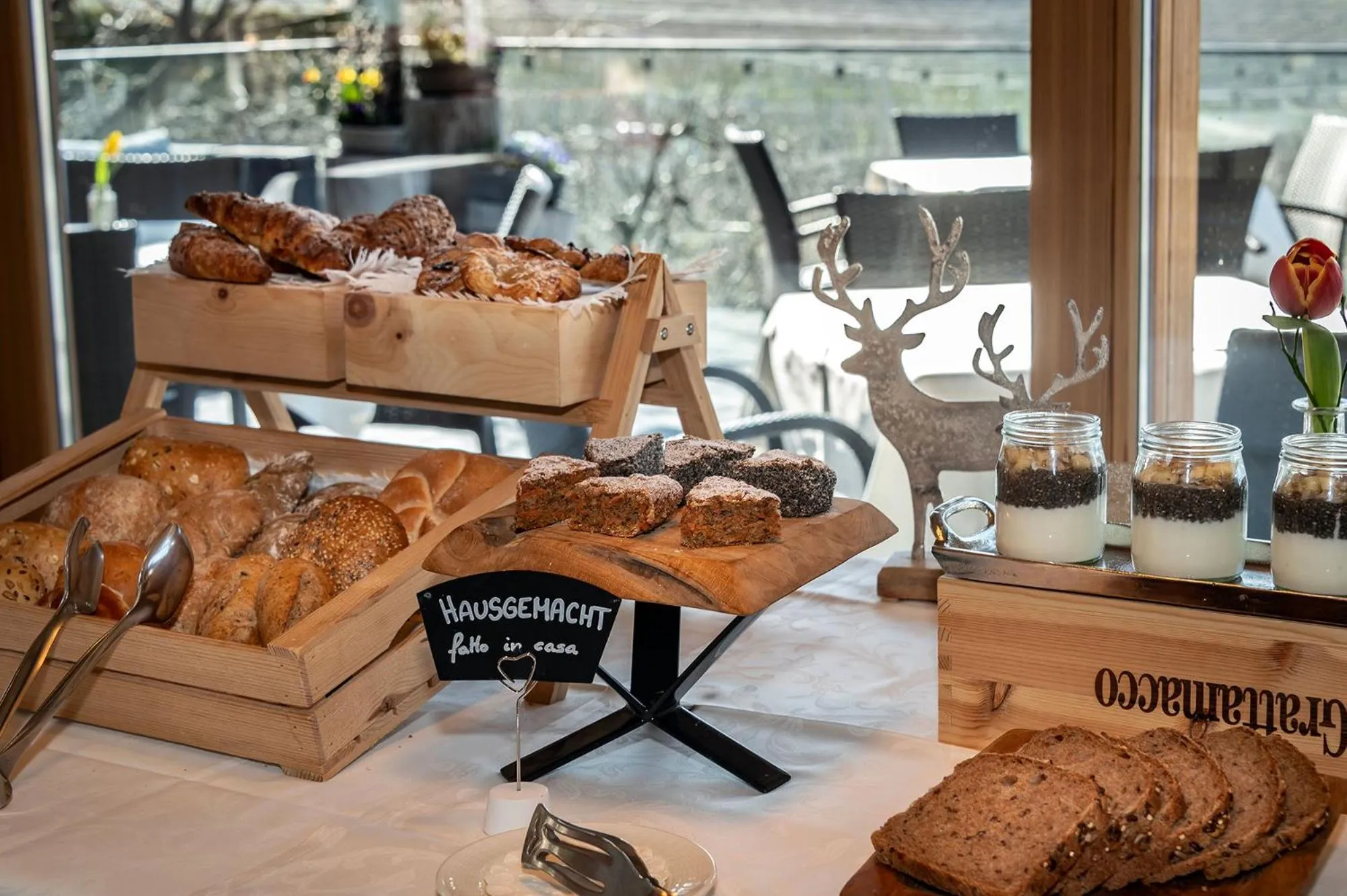 Breakfast in Tirolerhof - panoramic apartments