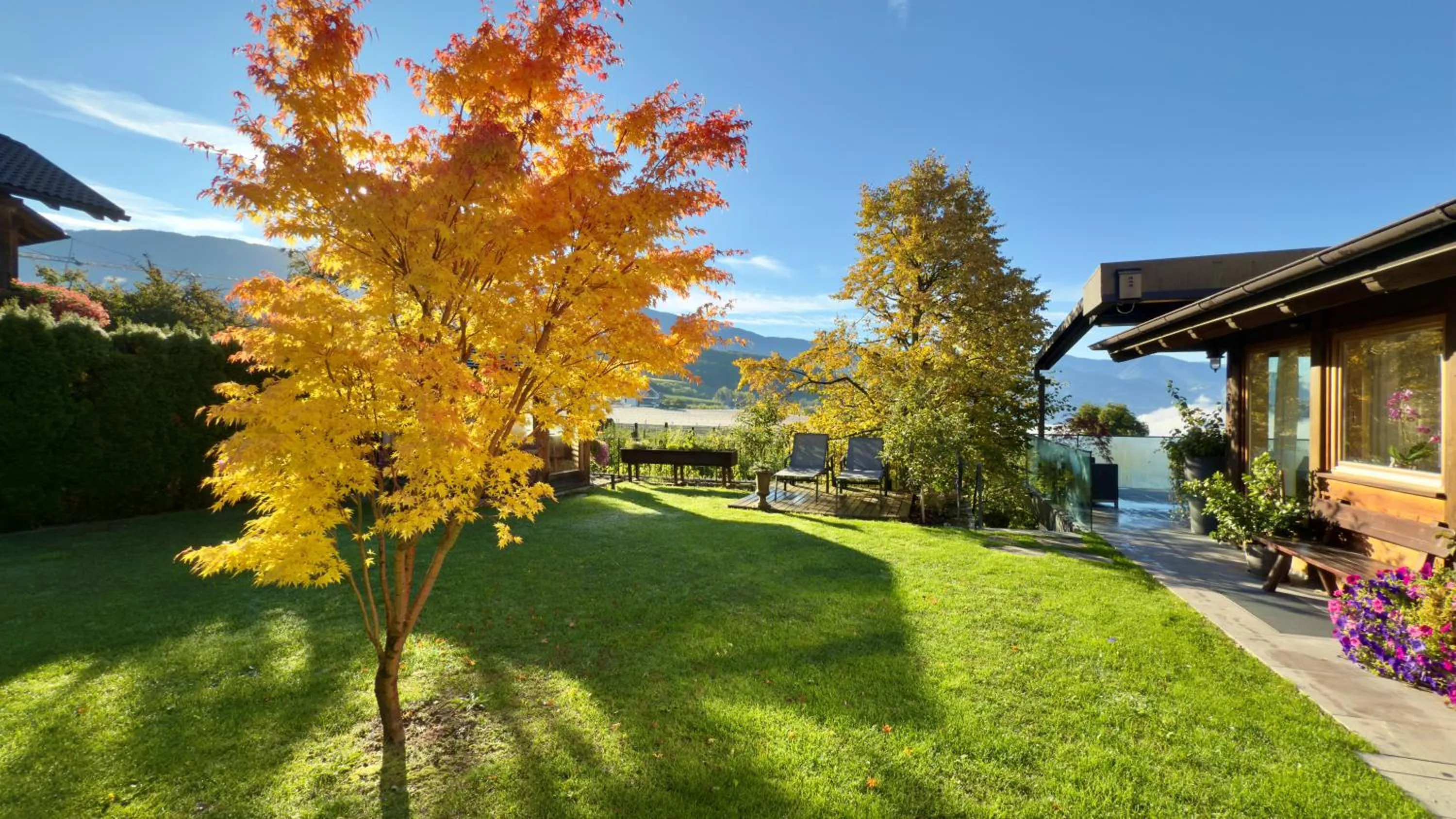 Garden in Tirolerhof - panoramic apartments