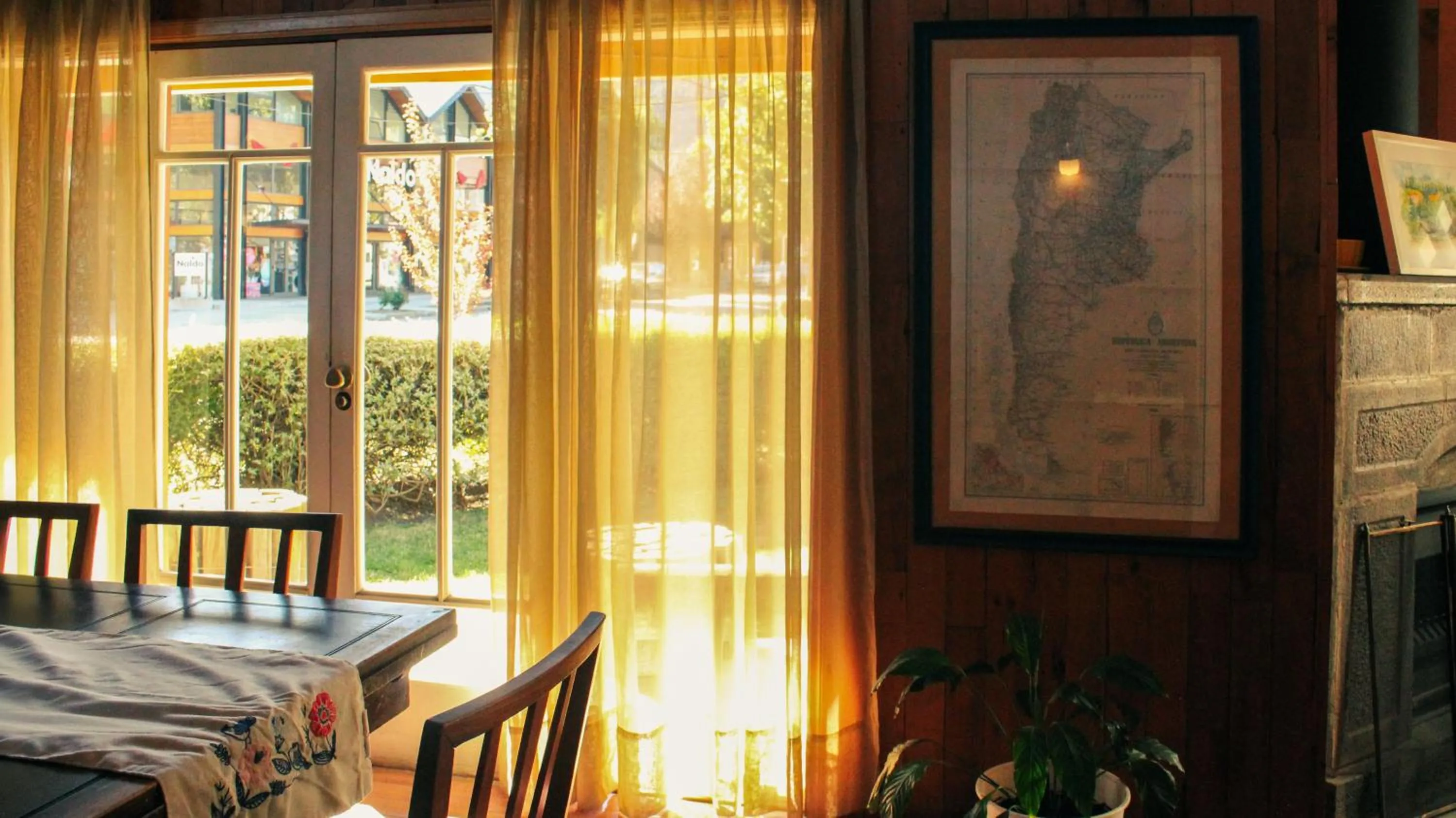 Dining area in Wesley House Hosteria Boutique
