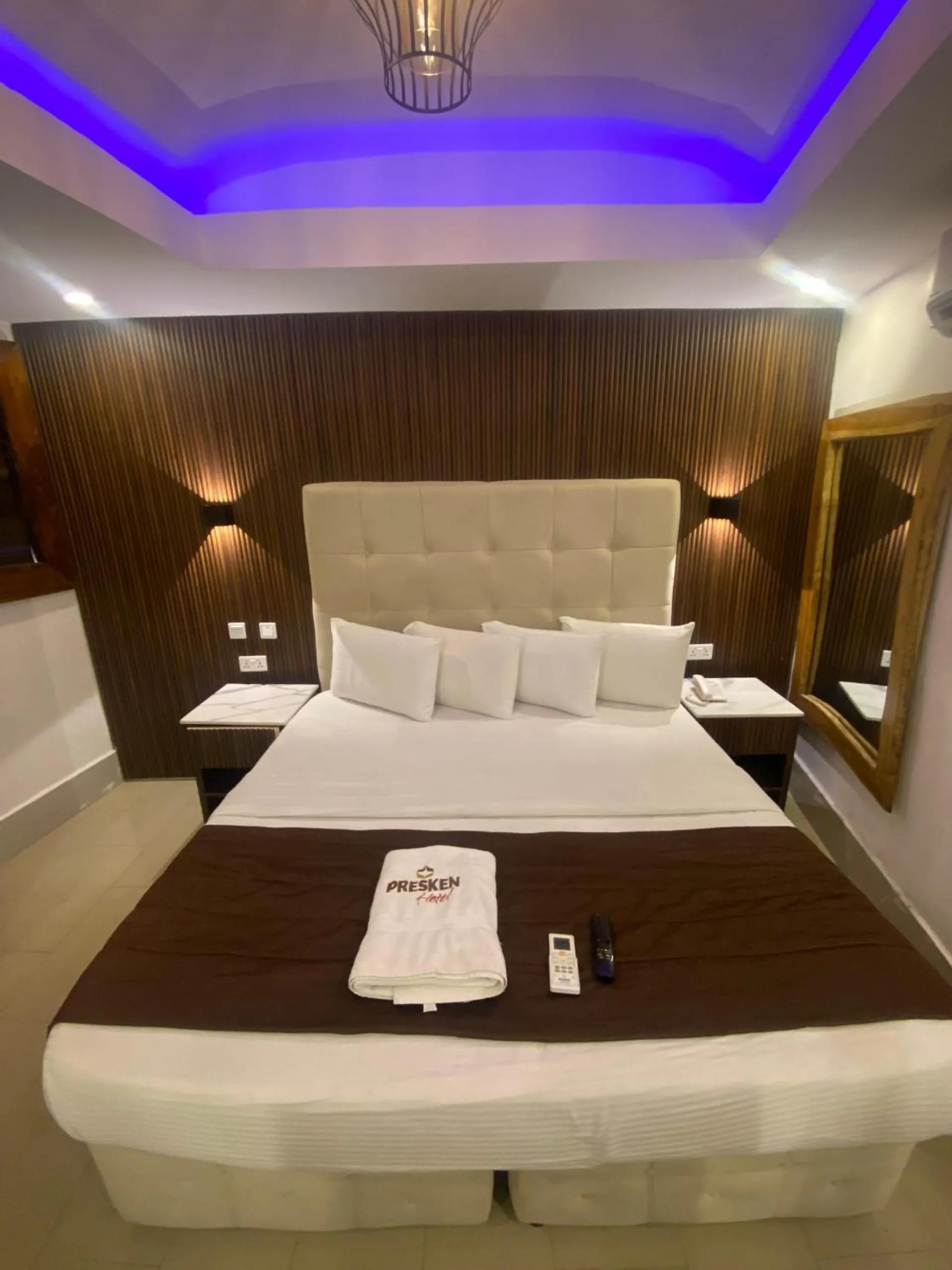 Bed in Presken Hotel Alade, Ikeja