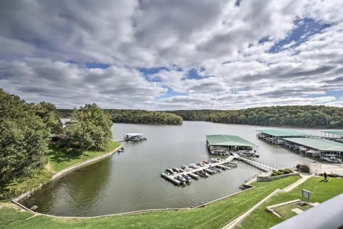 Lake view in Family Fun Lakefront Condo at Parkview Bay