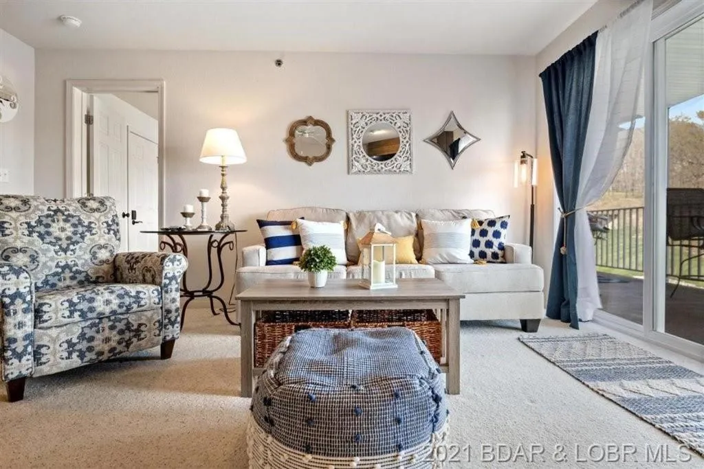 Living room in Family Fun Lakefront Condo at Parkview Bay