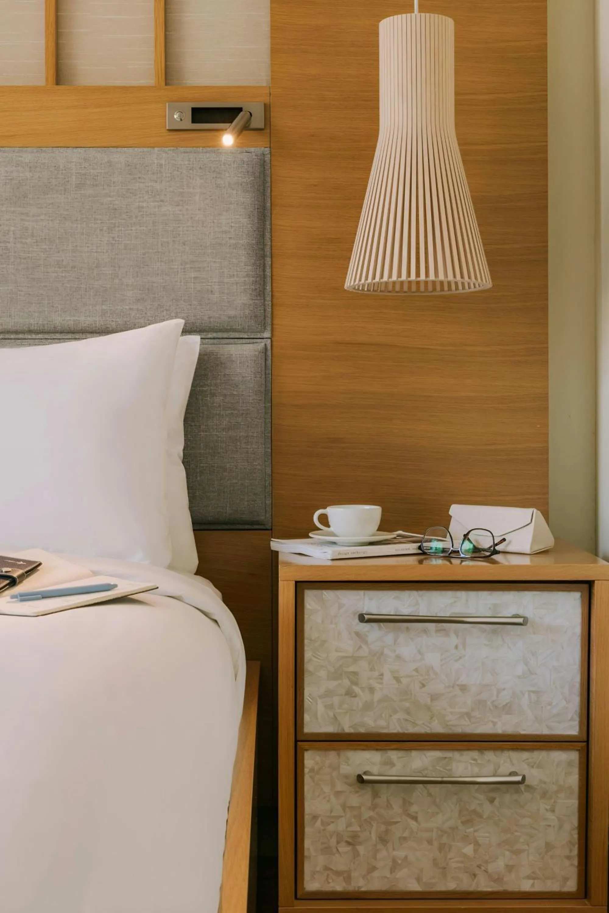 Bedroom, Bed in The Abbey Hotel Miami Beach, Sonder by Marriott Bonvoy