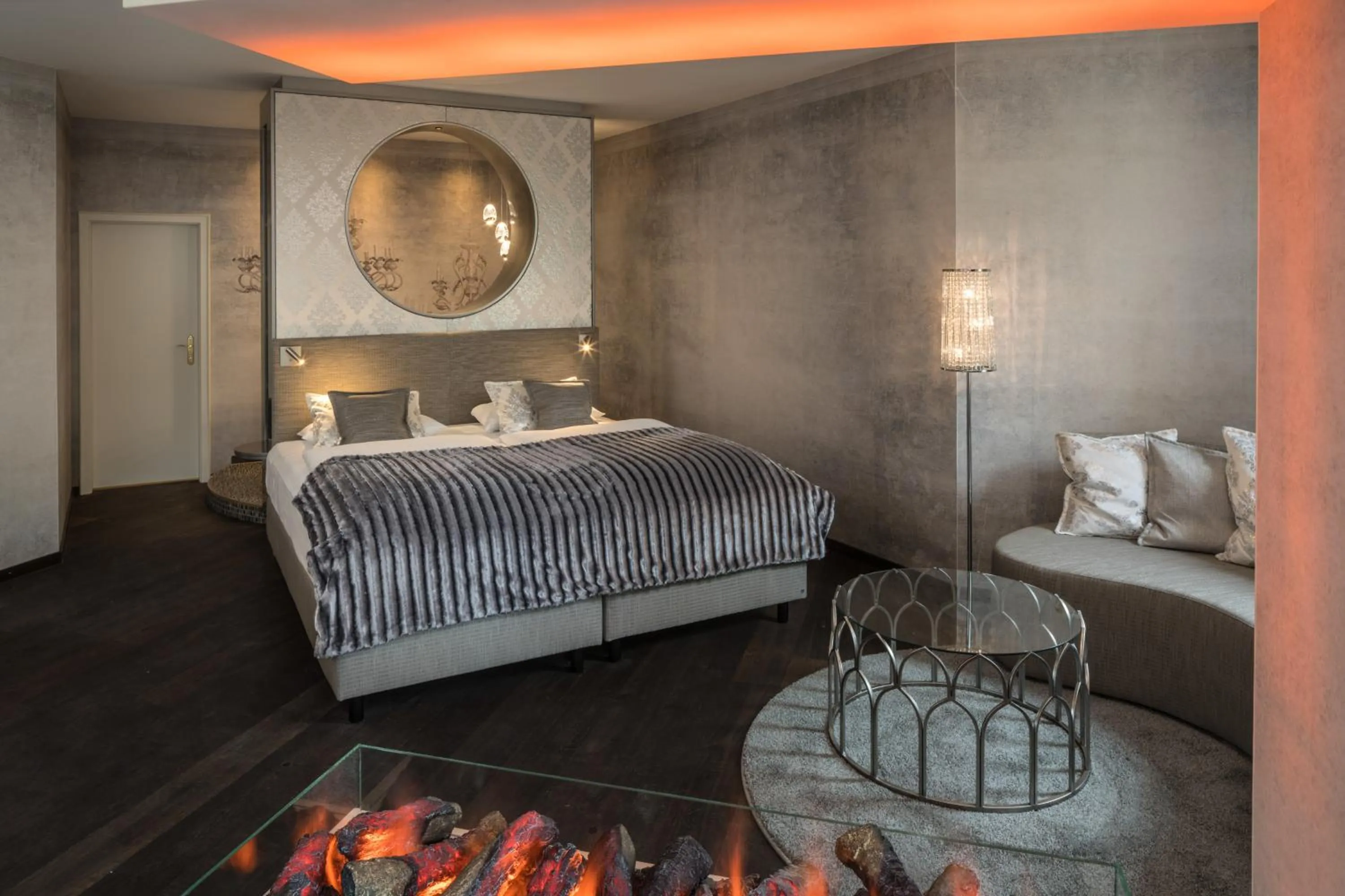 Bed in Parkhotel Adler